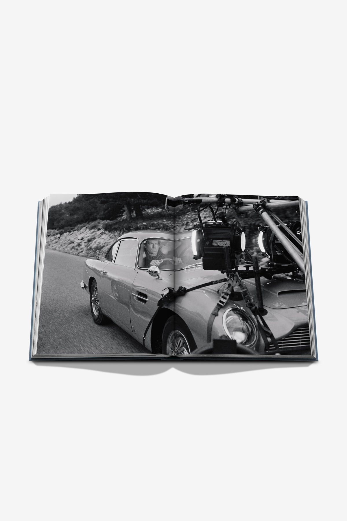 ASSOULINE | JAMES BOND CARS