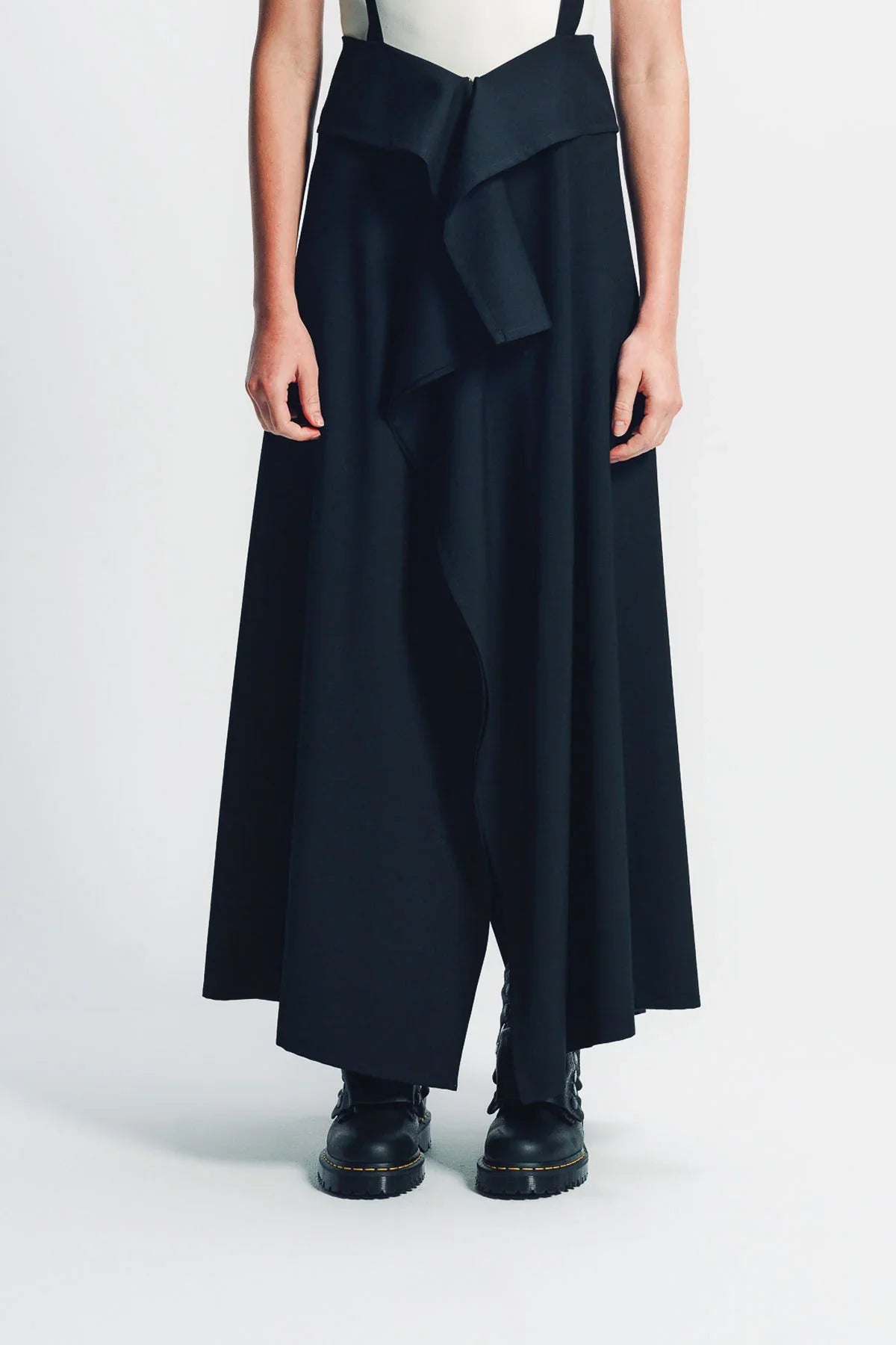 LIMI FEU | WOOL GABARDINE SQUARED SUSPENDER SKIRT