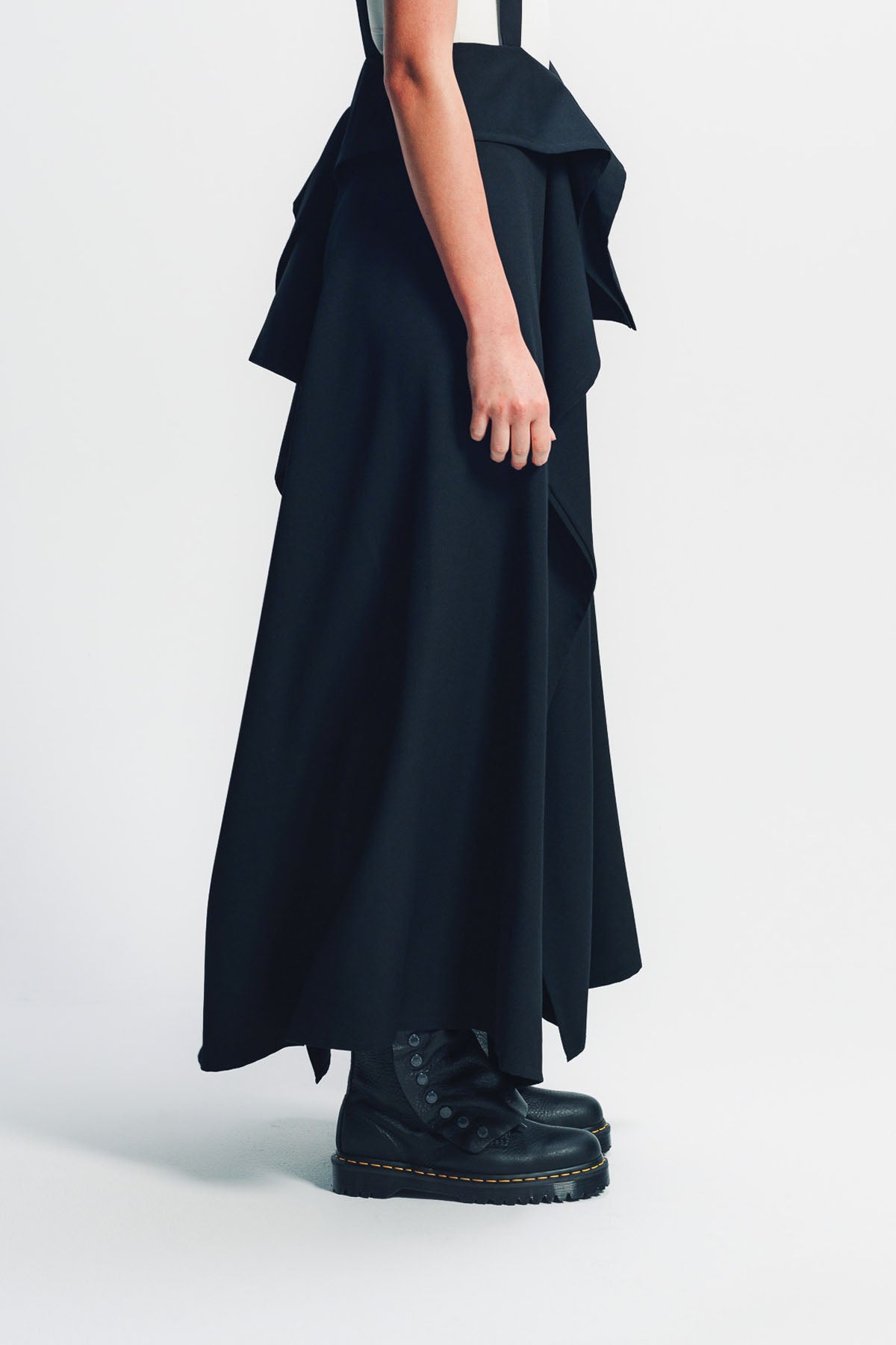 LIMI FEU | WOOL GABARDINE SQUARED SUSPENDER SKIRT