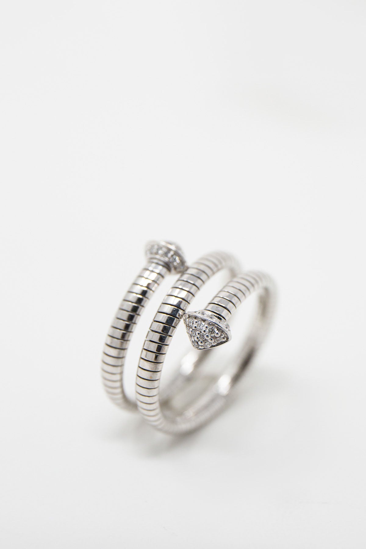 MATTIA CIELO | 18K WHITE GOLD & TITANIUM DIAMOND SWIRL RING