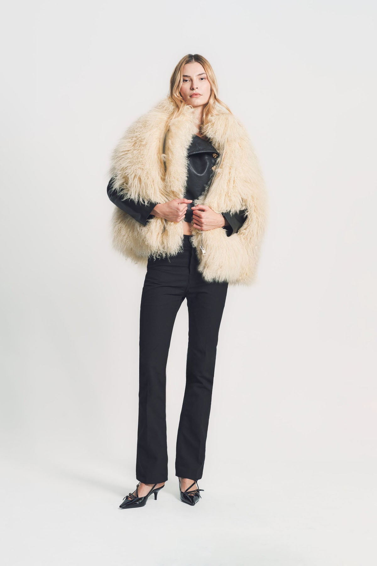 MYUS | BURGESS CAPE COAT