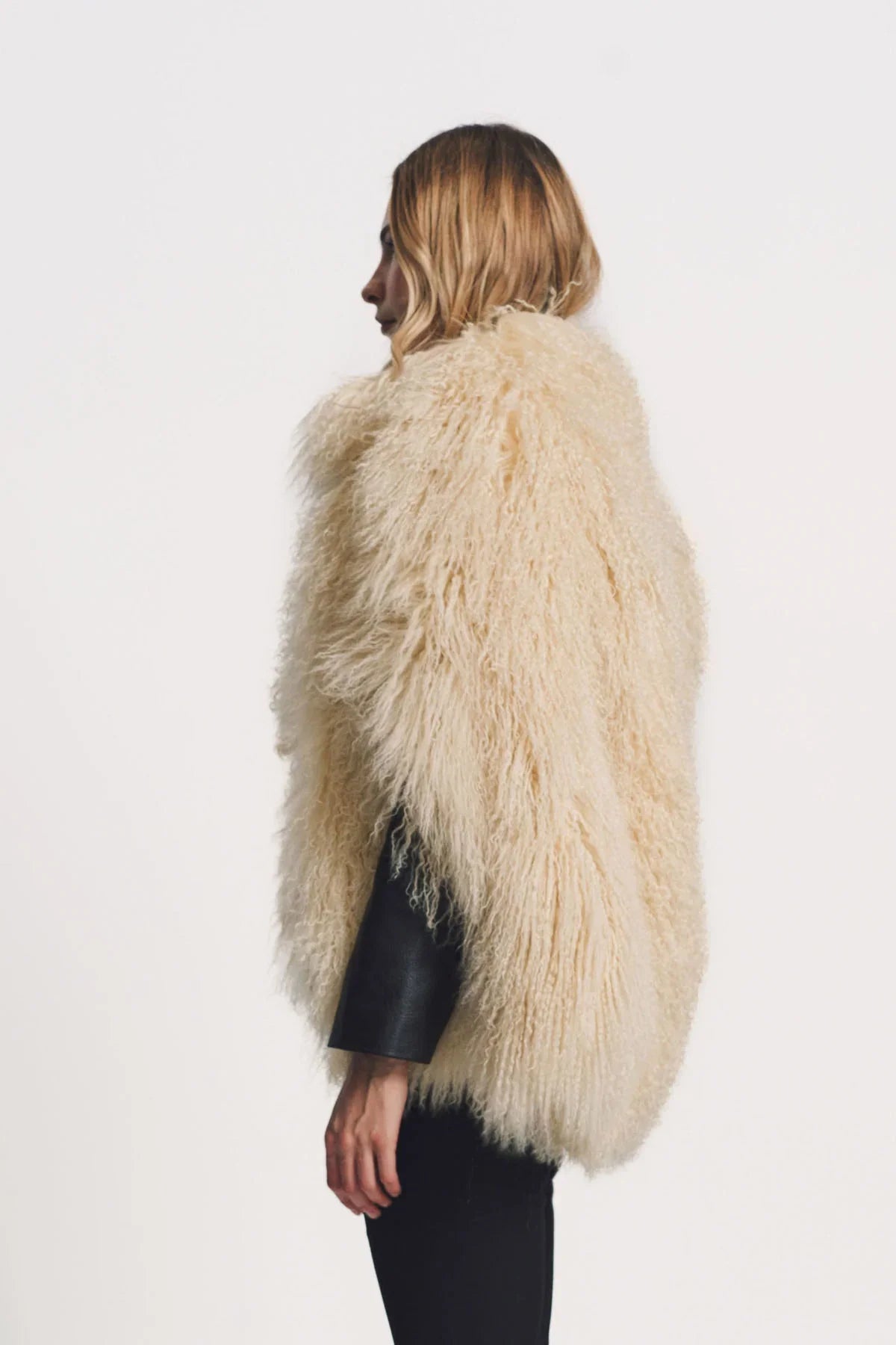 MYUS | BURGESS CAPE COAT