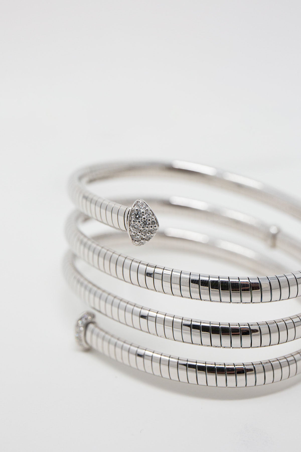 MATTIA CIELO | 18K WHITE GOLD & TITANIUM DIAMOND SWIRL BRACELET