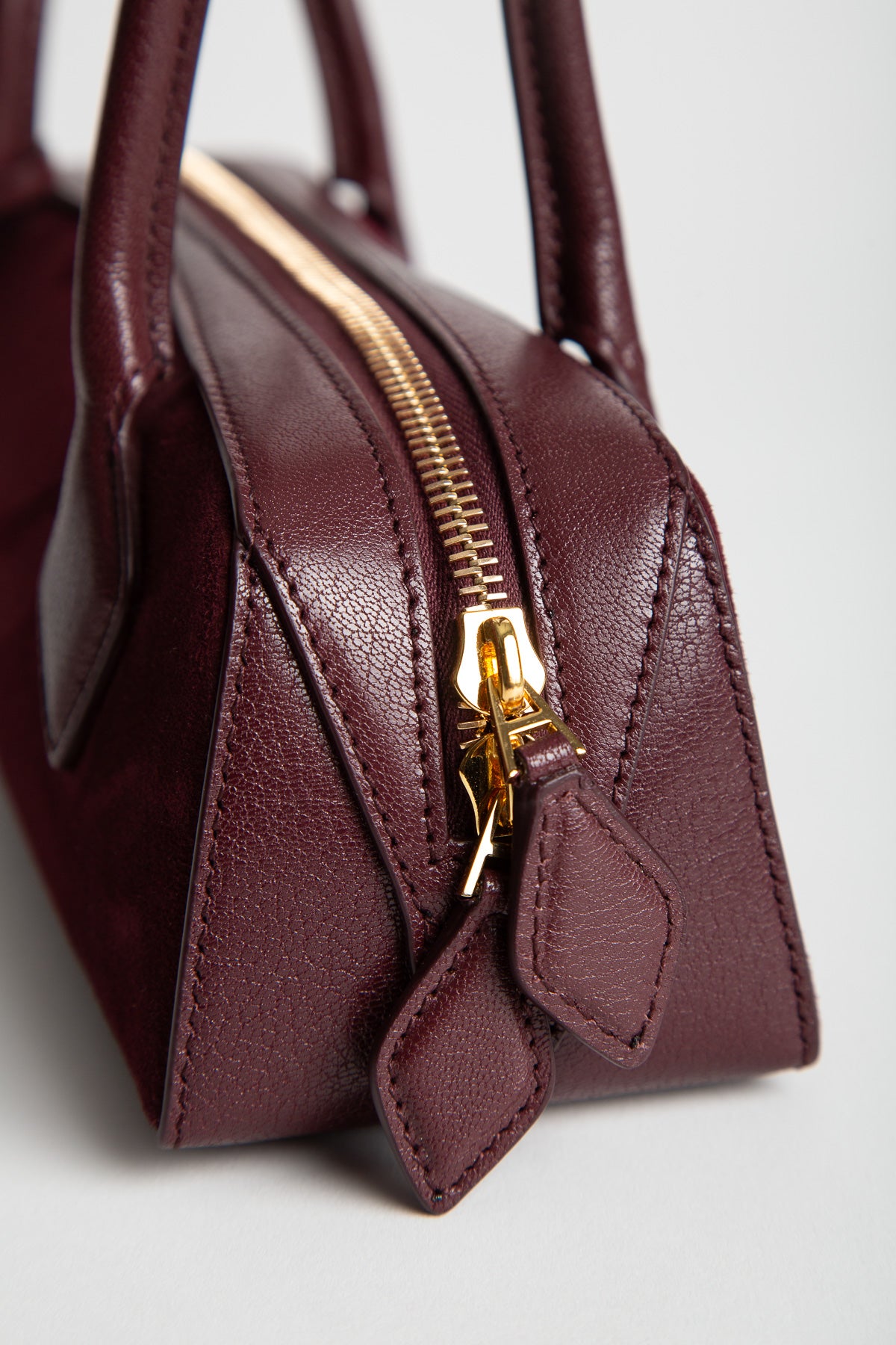 ALAÏA | Le Teckel Small Bi-Material Bag In Leather
