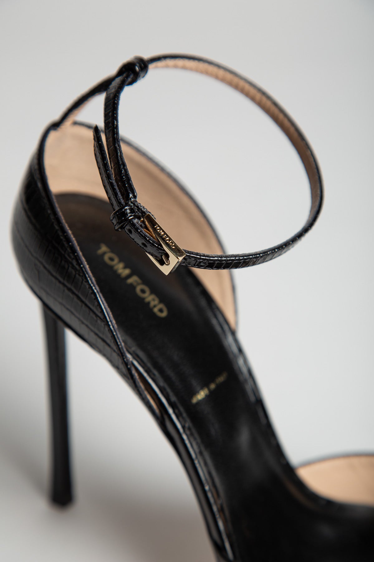 TOM FORD | TEJUS ANKLE STRAP PUMPS