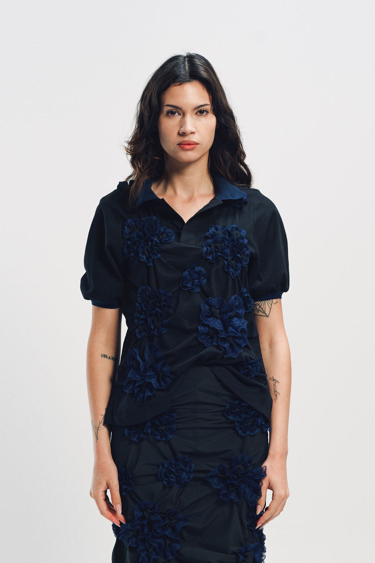 CAROLINE HU | ELASTIC RUCHING POLO