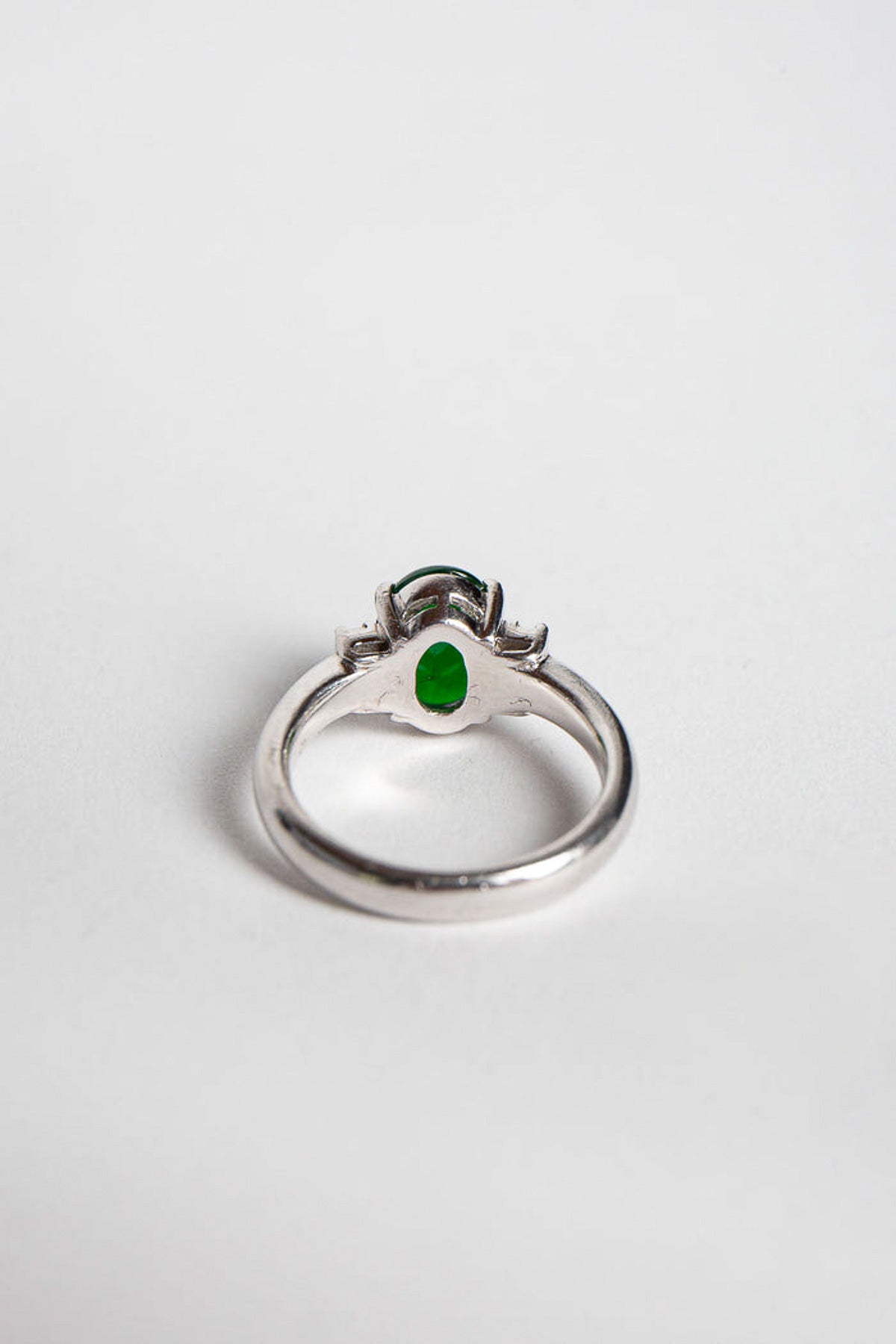 MAXFIELD PRIVATE COLLECTION | VINTAGE JADE RING