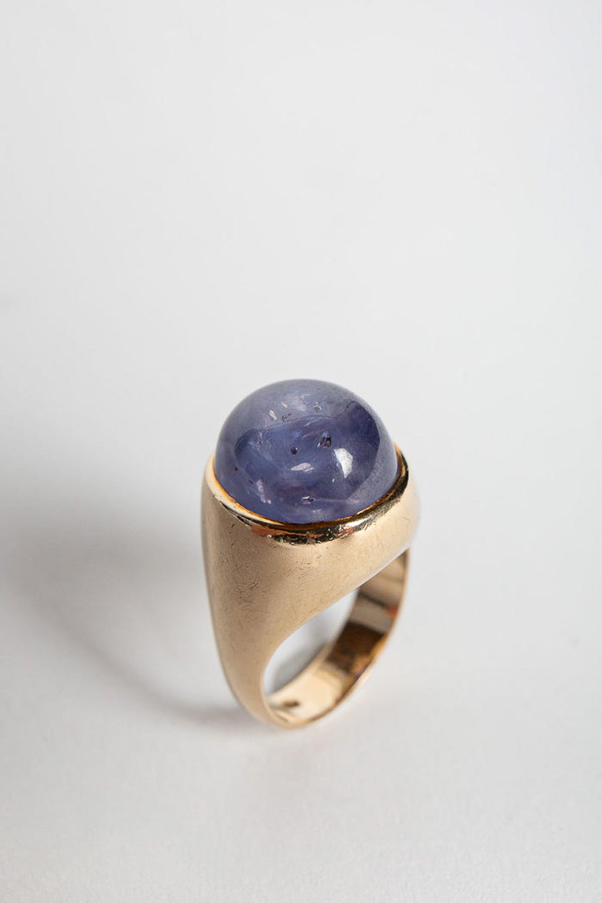 MAXFIELD PRIVATE COLLECTION | VINTAGE SAPPHIRE RING