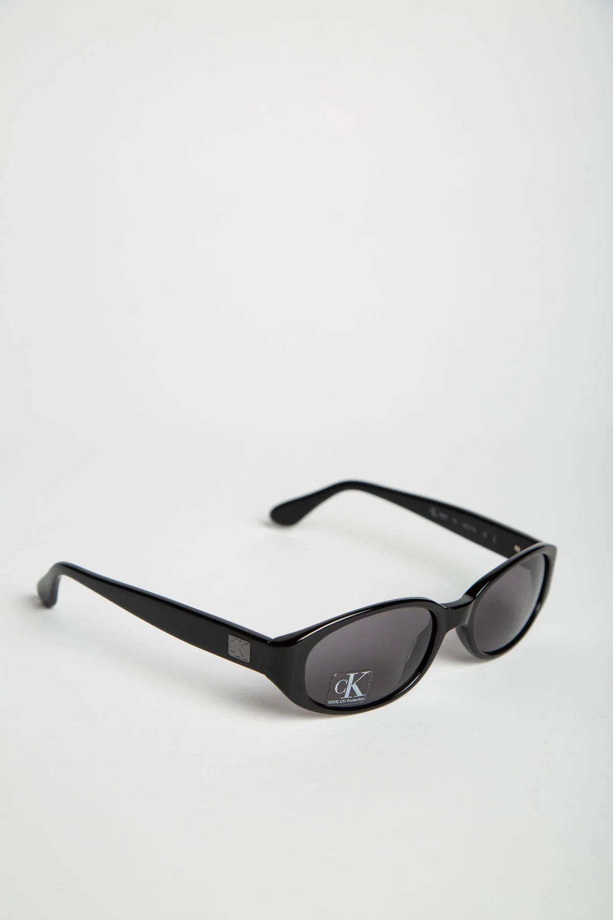 MAXFIELD VINTAGE | Y2K CALVIN KLEIN 4027 SUNGLASSES
