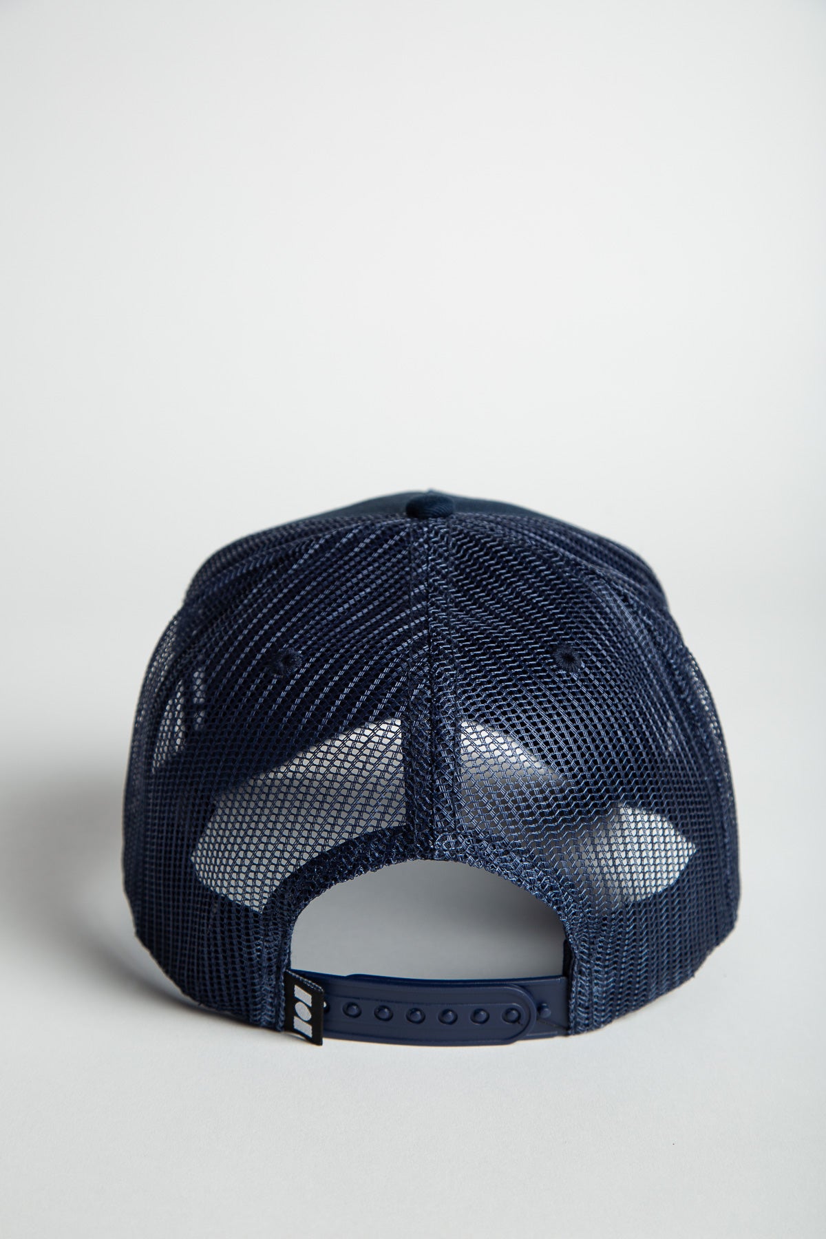 NAHMIAS | FLOWER TRIP TRUCKER HAT