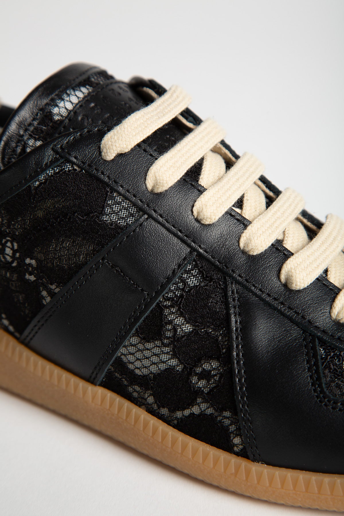 Maison Margiela | Lace Replica Sneakers