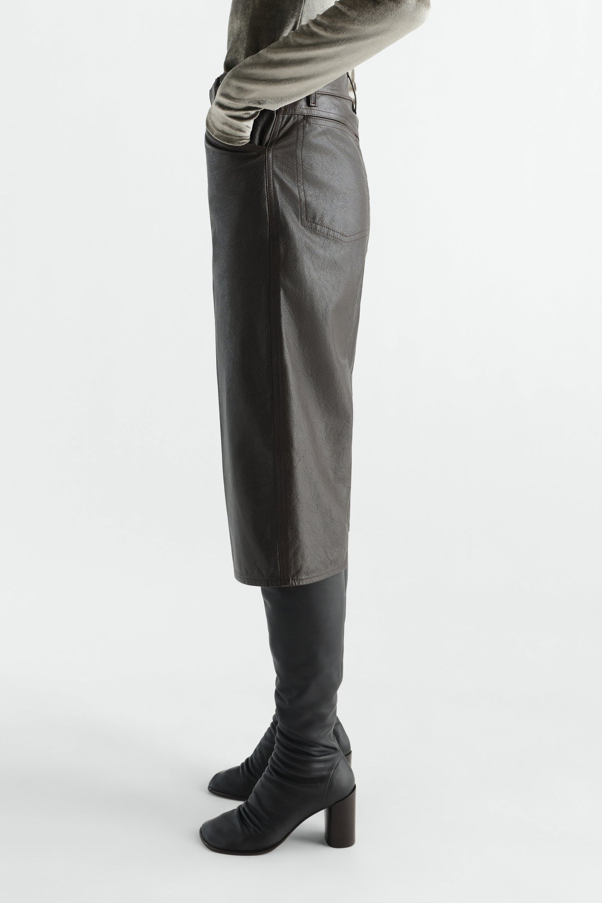 Lemaire | Leather Bermudas in Glossy Cow Leather