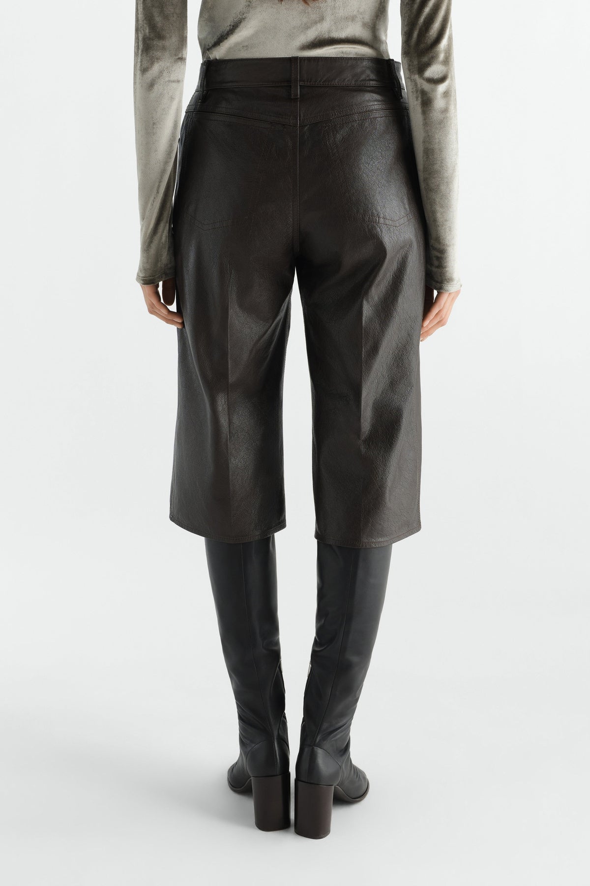 Lemaire | Leather Bermudas in Glossy Cow Leather