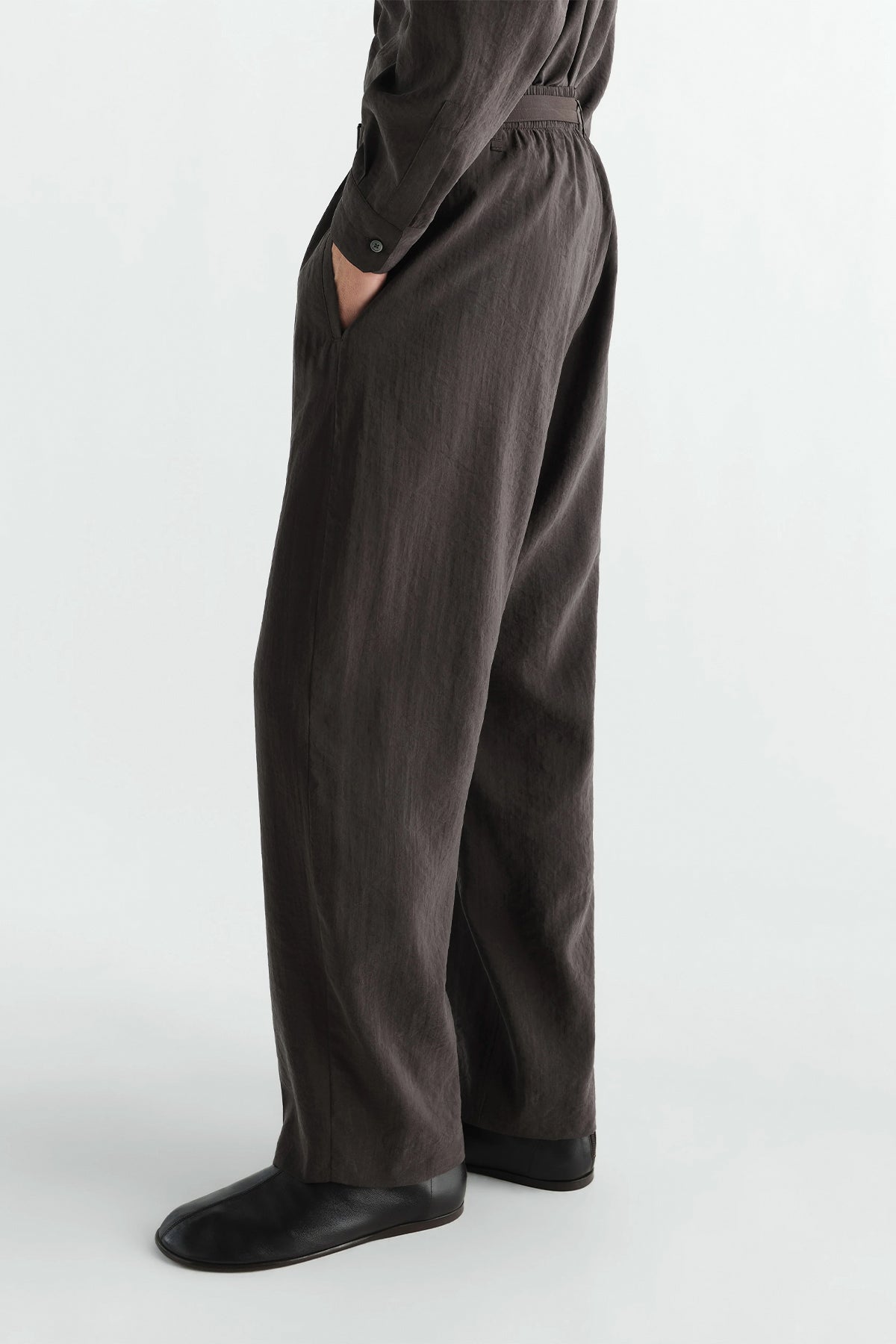 Lemaire | Belted Relaxed Pants in Dry Silk