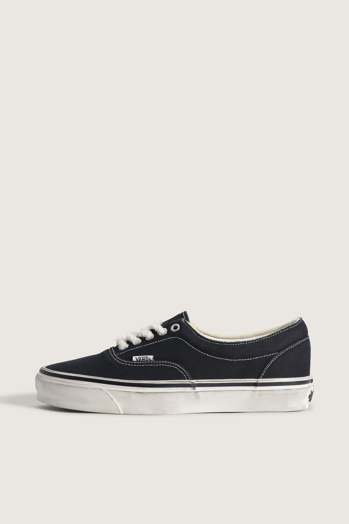 OTW BY VANS | Era 95 DST in Relic Black