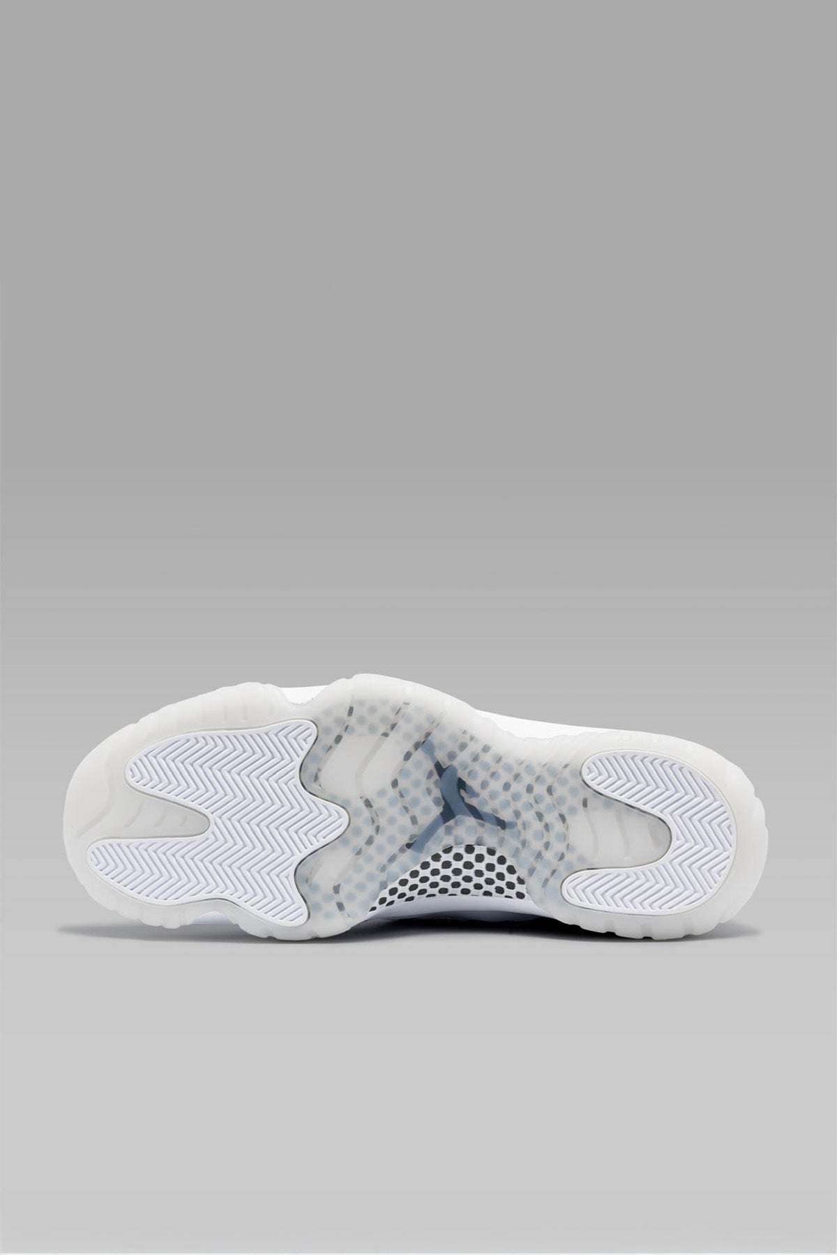 COMME des GARÇONS HOMME PLUS | White Air Jordan 11 CDG SP