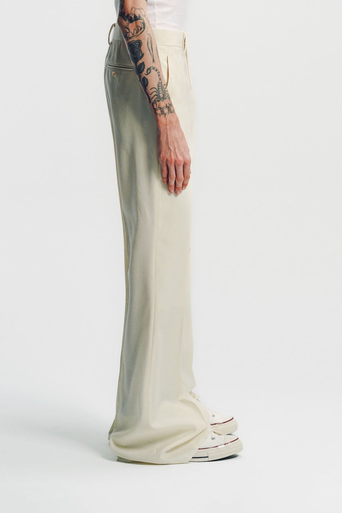 Kyosuke Kunimoto | Ivory Flat Front Flare Pants