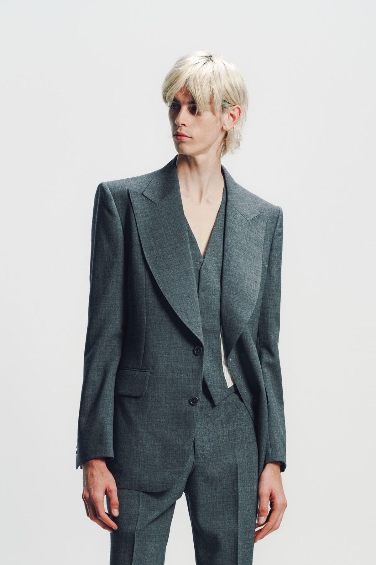 Kyosuke Kunimoto | Grey Peak Lapel Jacket