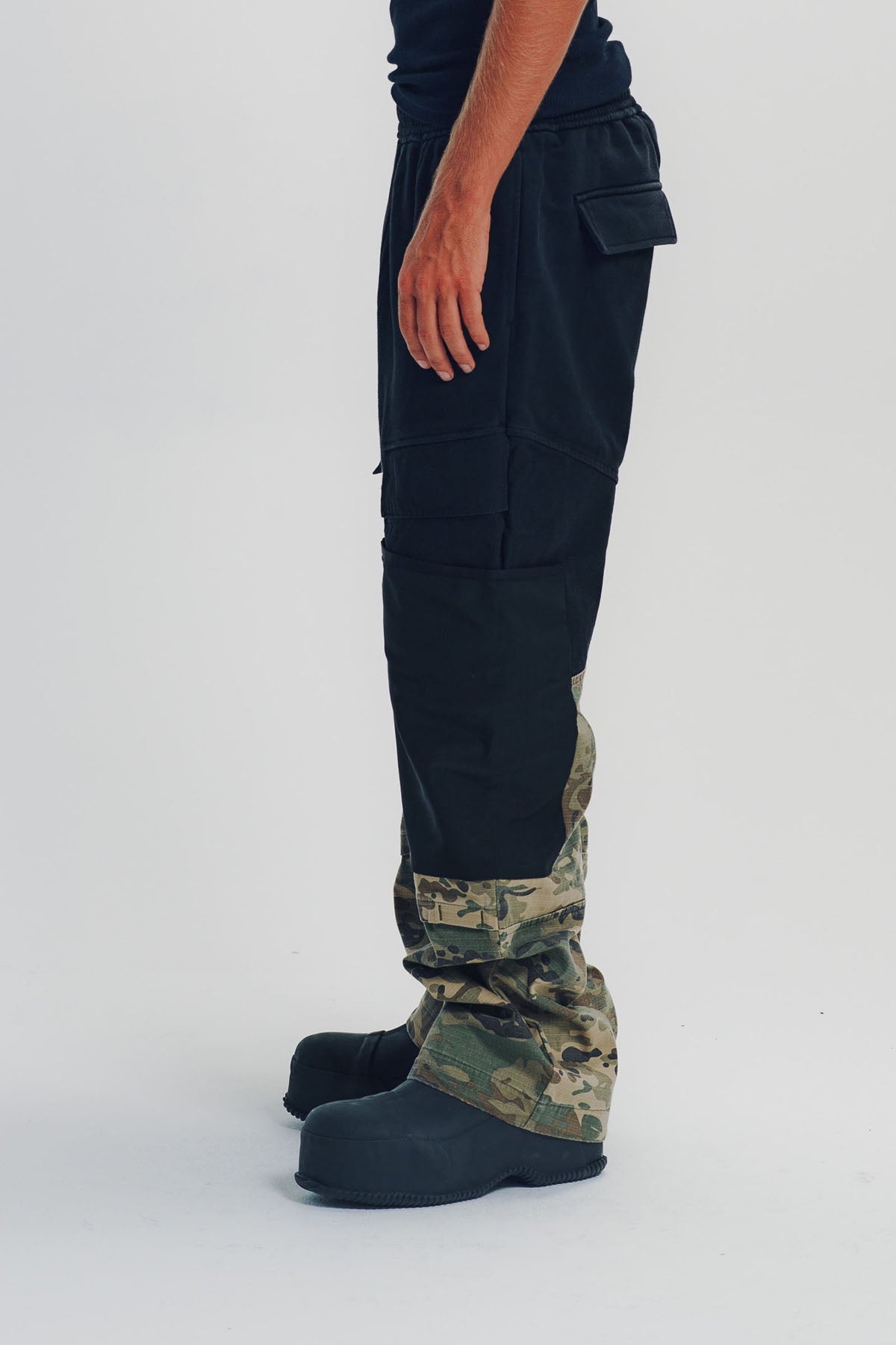 MATTHEW M. WILLIAMS | Camo Cargo 1/2 Sweatpant