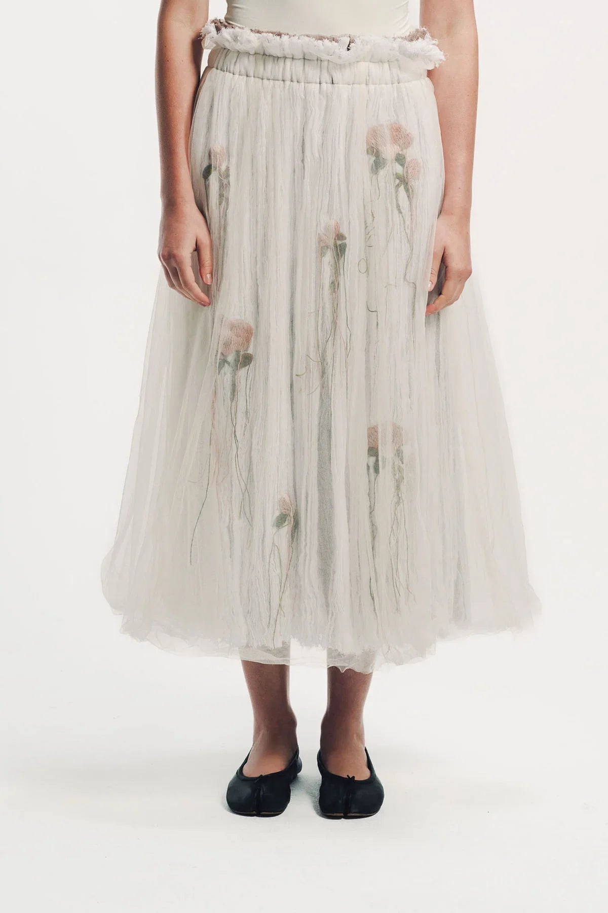 Caroline Hu | Flower Embroidered Pleated Skirt