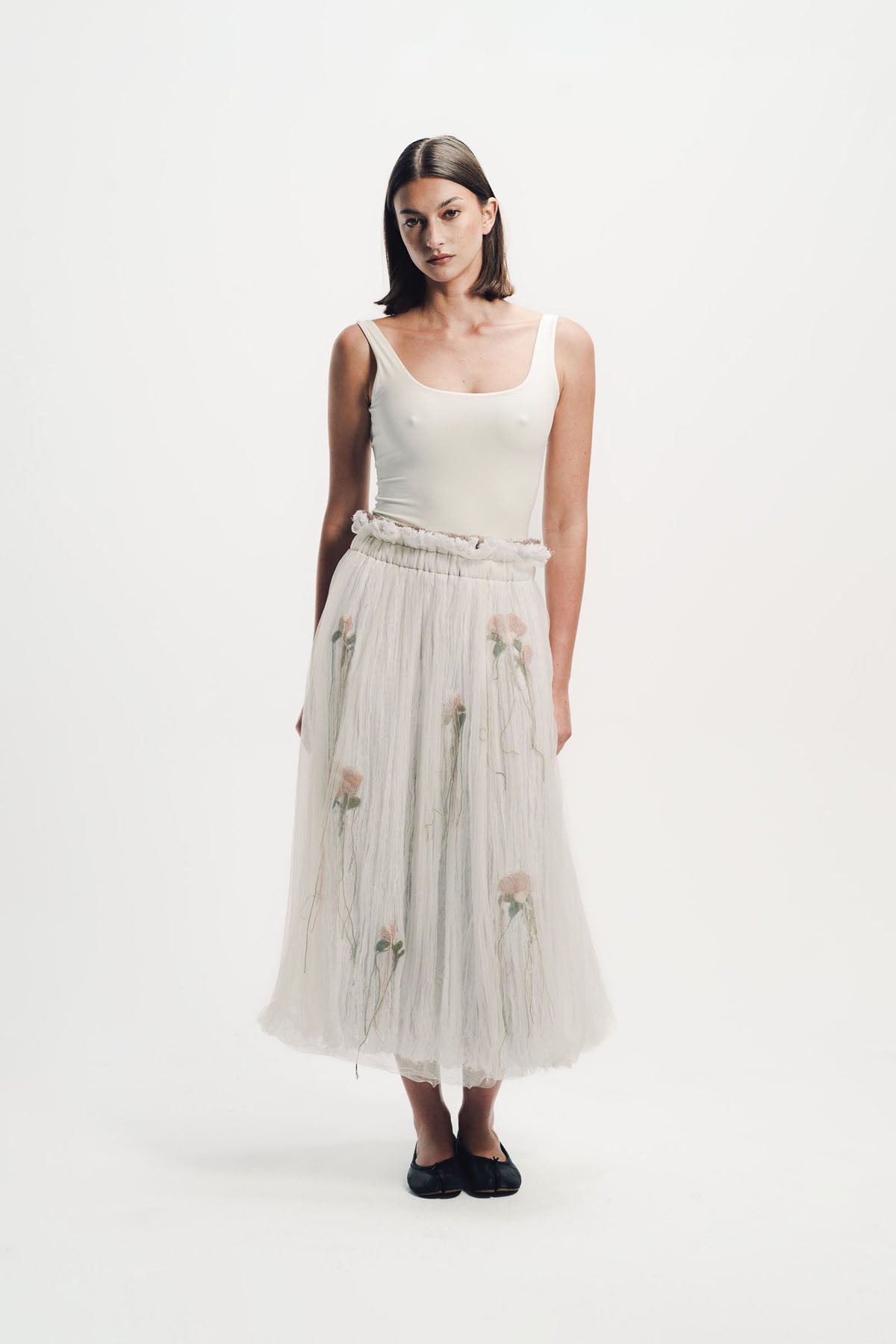 Caroline Hu | Flower Embroidered Pleated Skirt