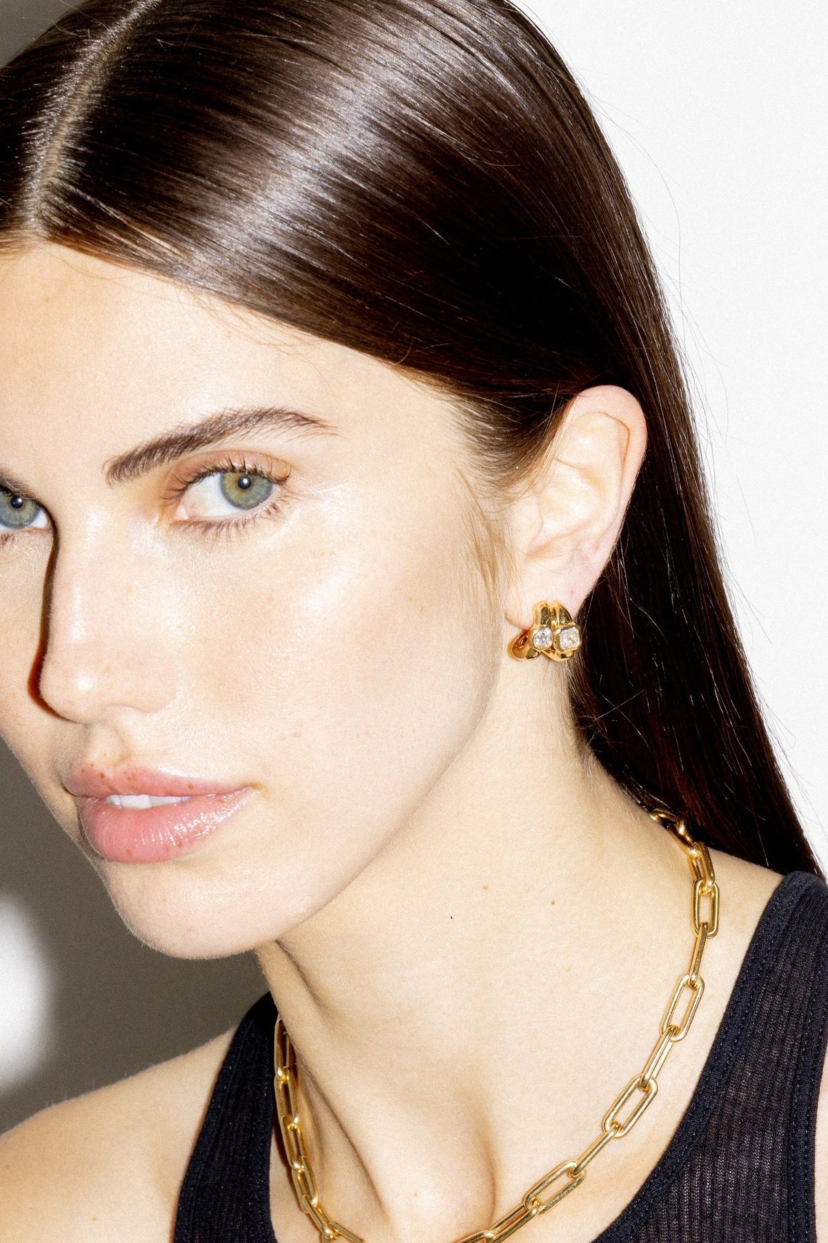Uniform Object | Twin Tusk Diamond Earrings
