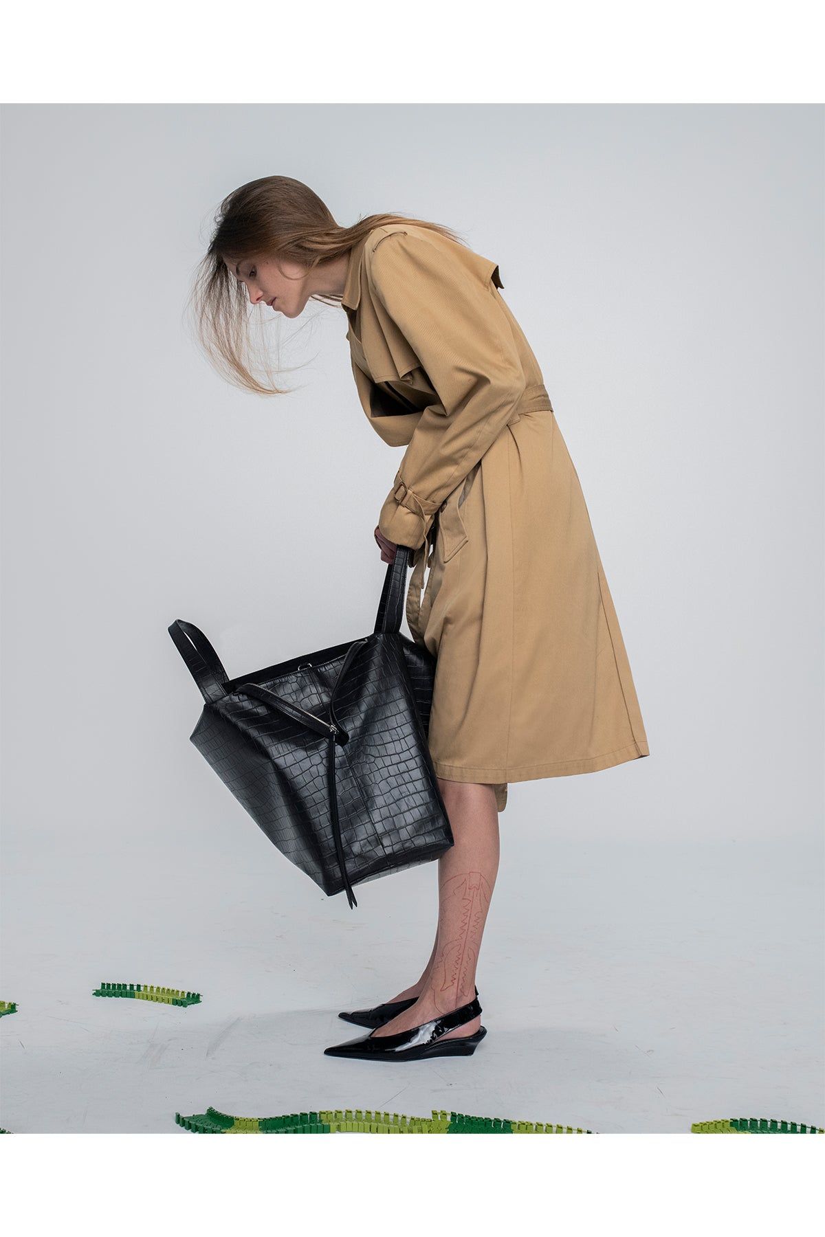 LA MAMA | LM1 Black Matte Croc-Embossed Bag