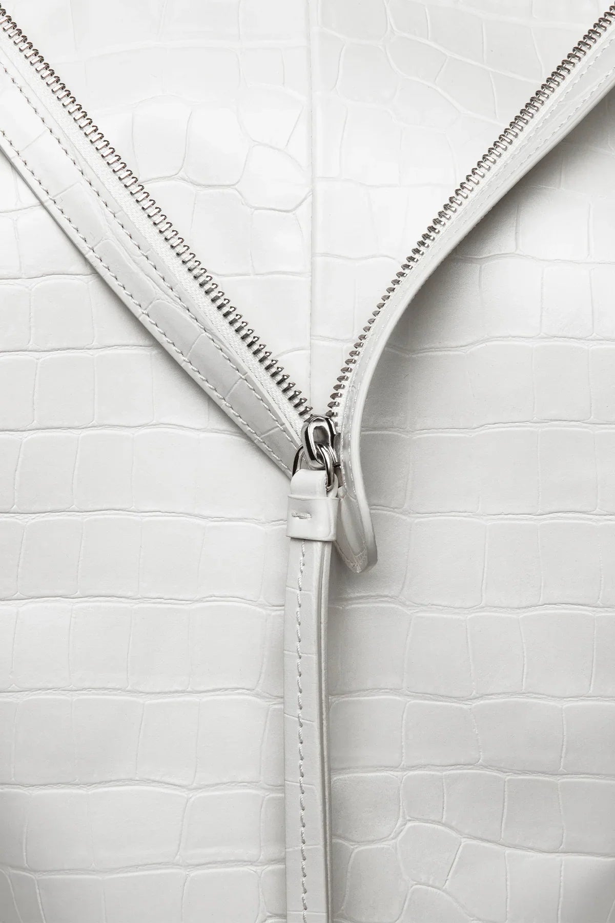 LA MAMA | LM1 White Chalk Croc-Embossed Bag