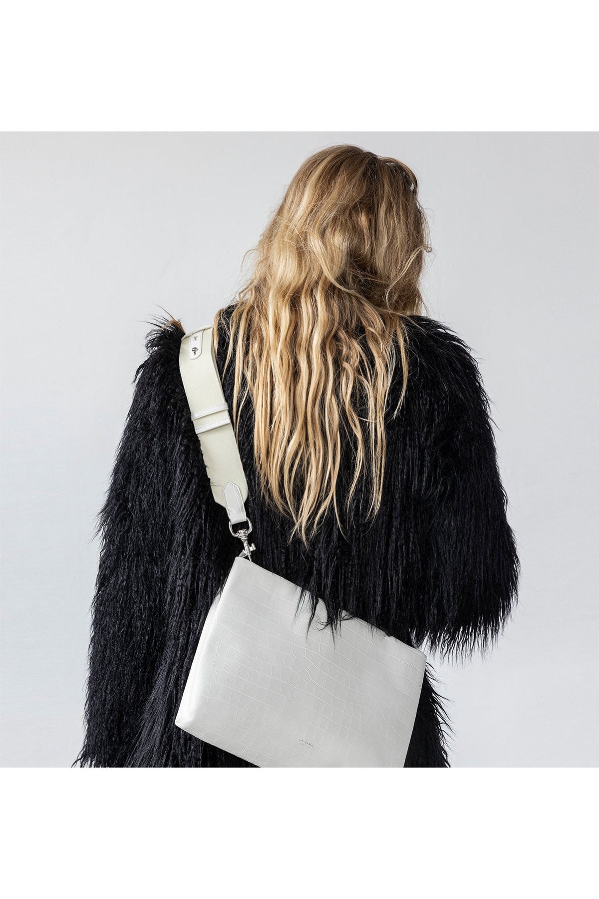 LA MAMA | White Chalk Croc-Embossed Tracolla