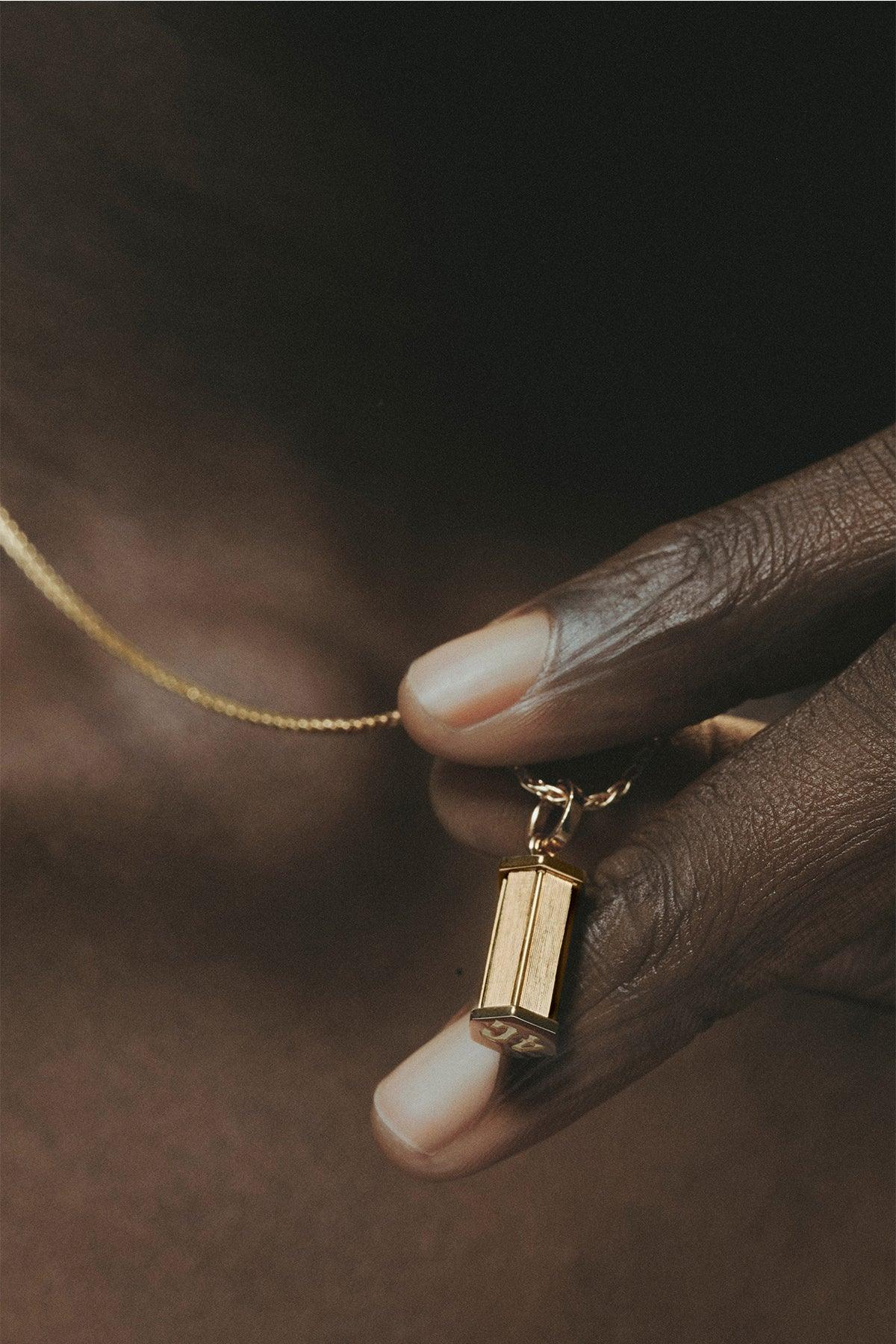 Marie Lichtenberg | Micro Weight Pendant