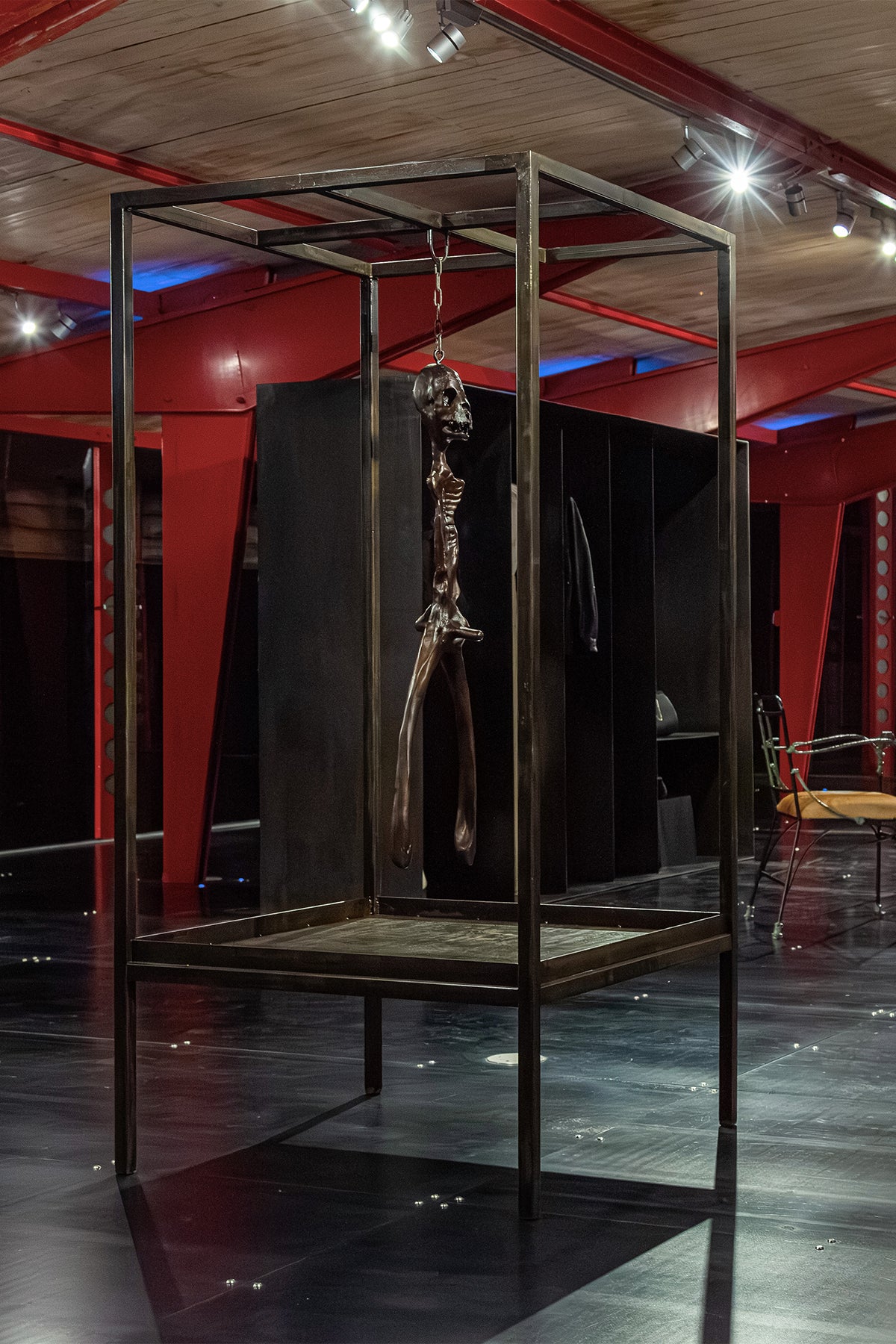 ENFANTS RICHES DÉPRIMÉS | SANS TITRE III (ARMLESS DICKMAN) SCULPTURE