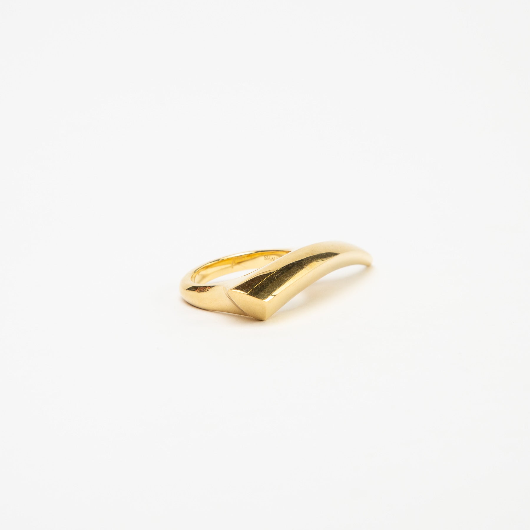 SHAUN LEANE | YELLOW GOLD SABRE RING