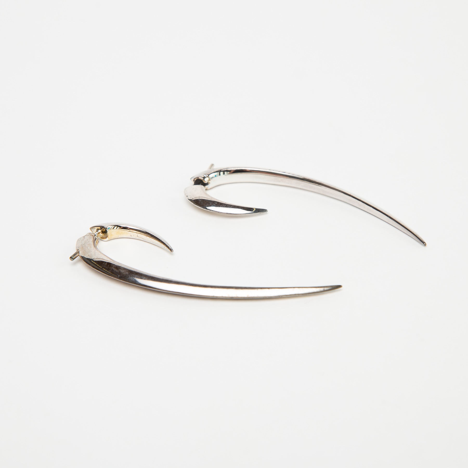 SHAUN LEANE | SILVER LONG HOOK EARRINGS