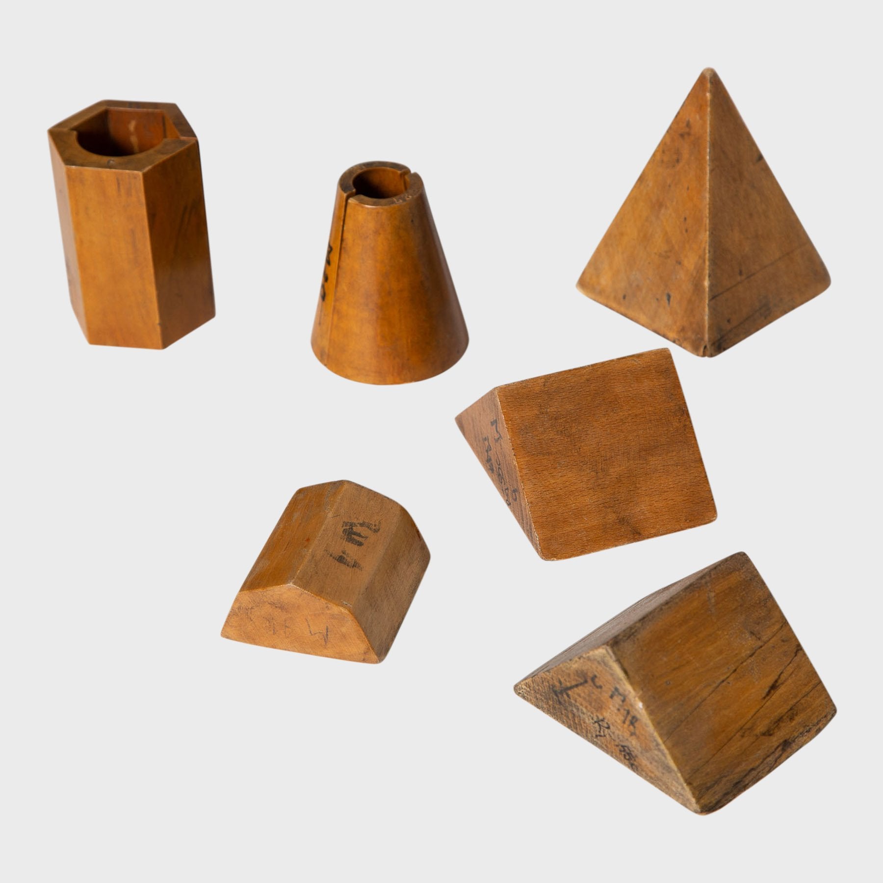 MAXFIELD PRIVATE COLLECTION | 1940'S GEOMETRIC WOOD FORMS