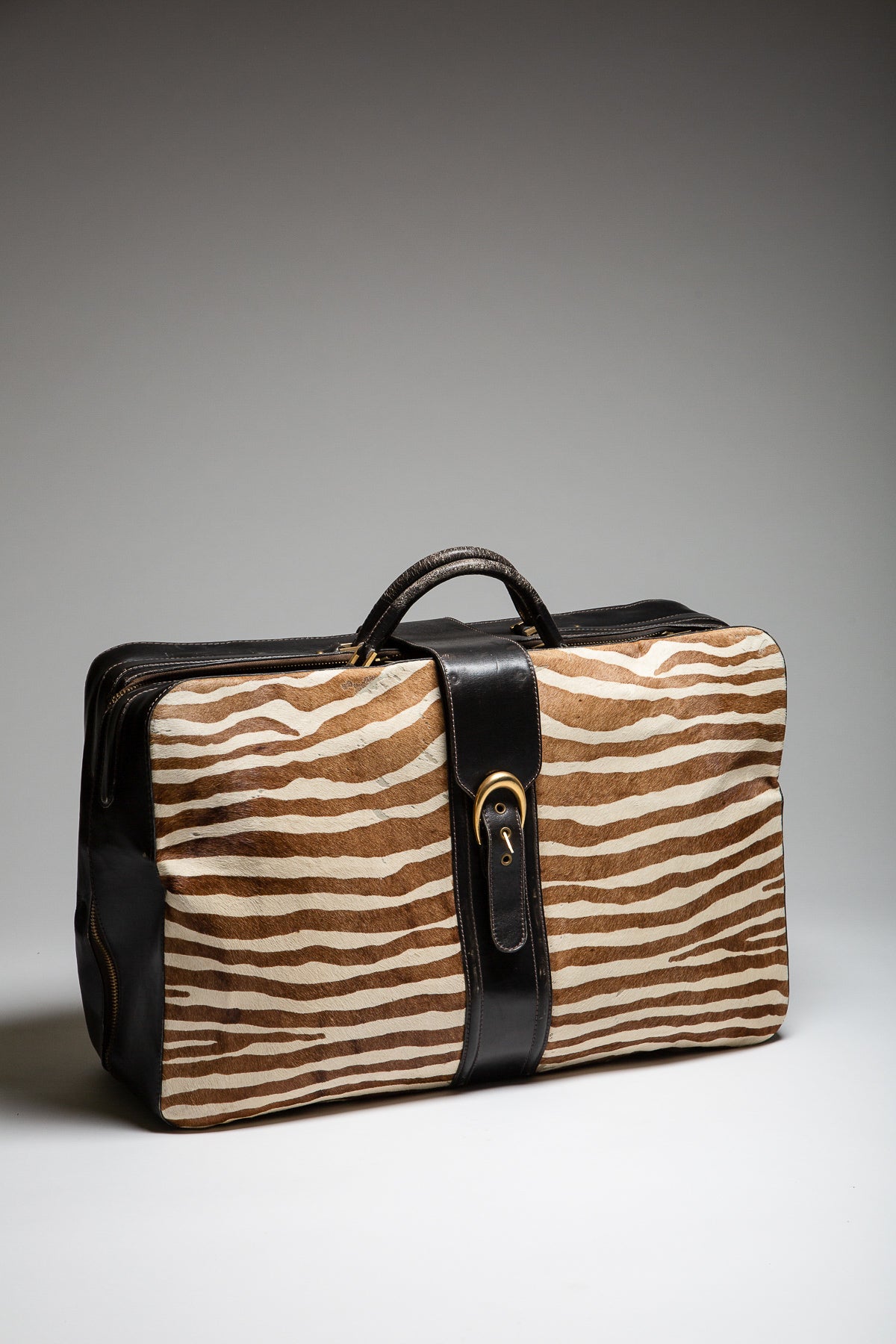 MAXFIELD PRIVATE COLLECTION | 1950'S GUCCI ZEBRA SUITCASE - MAXFIELD LA