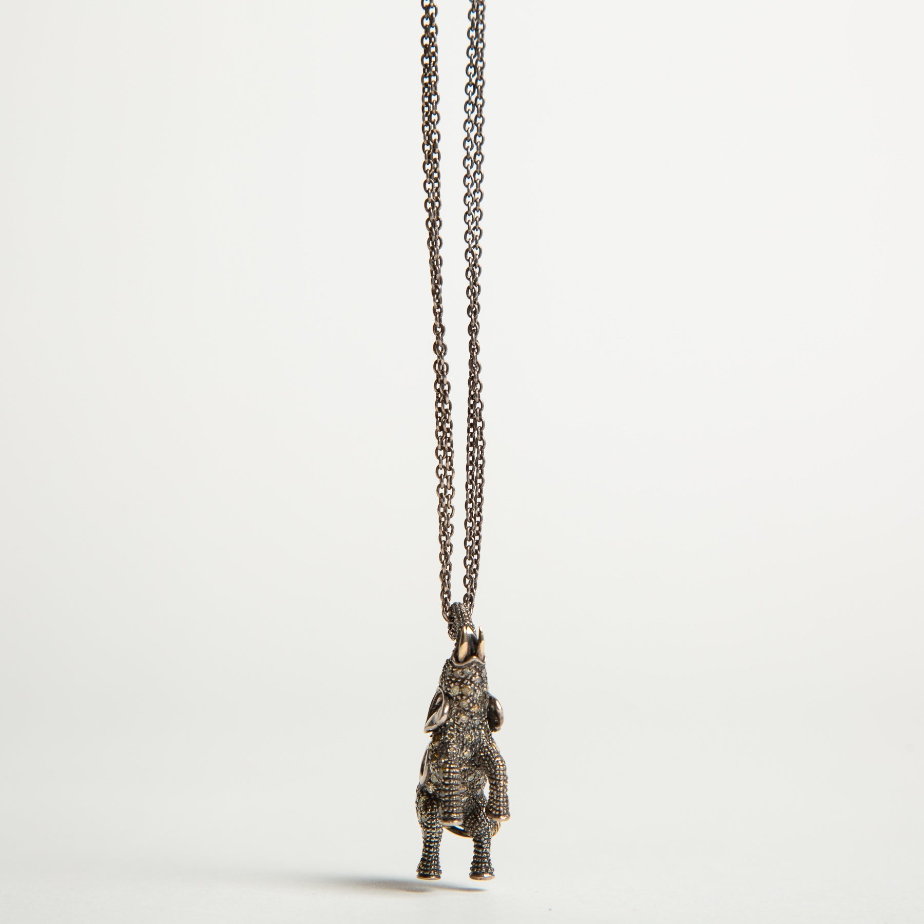 BIBI VAN DER VELDEN | MULTI STONE ELEPHANT PENDANT - MAXFIELD LA
