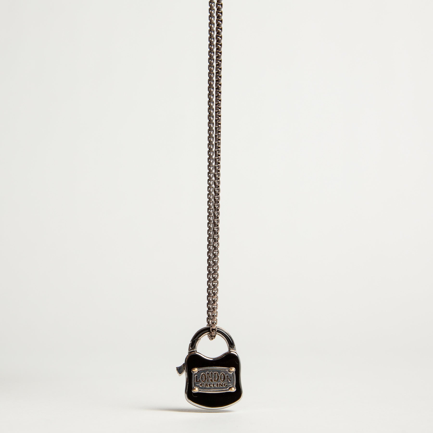 STEPHEN WEBSTER | ONYX PADLOCK PENDANT