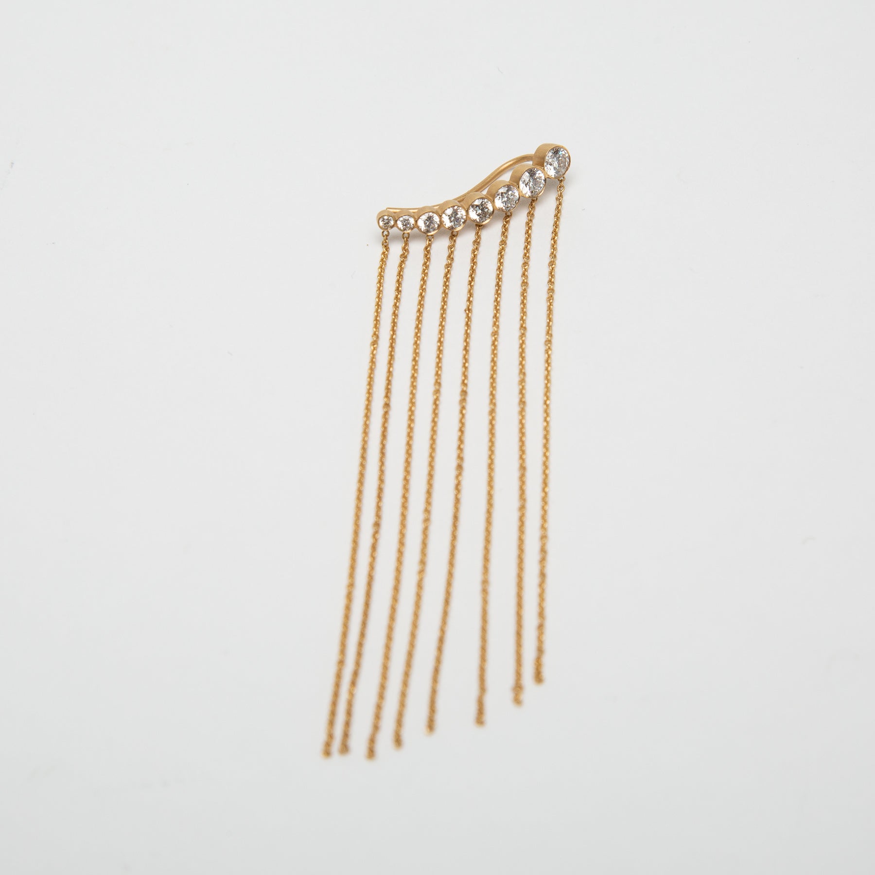 SOPHIE BILLE BRAHE | GOLD CHAIN FRINGE DIAMOND EAR CLIMBER