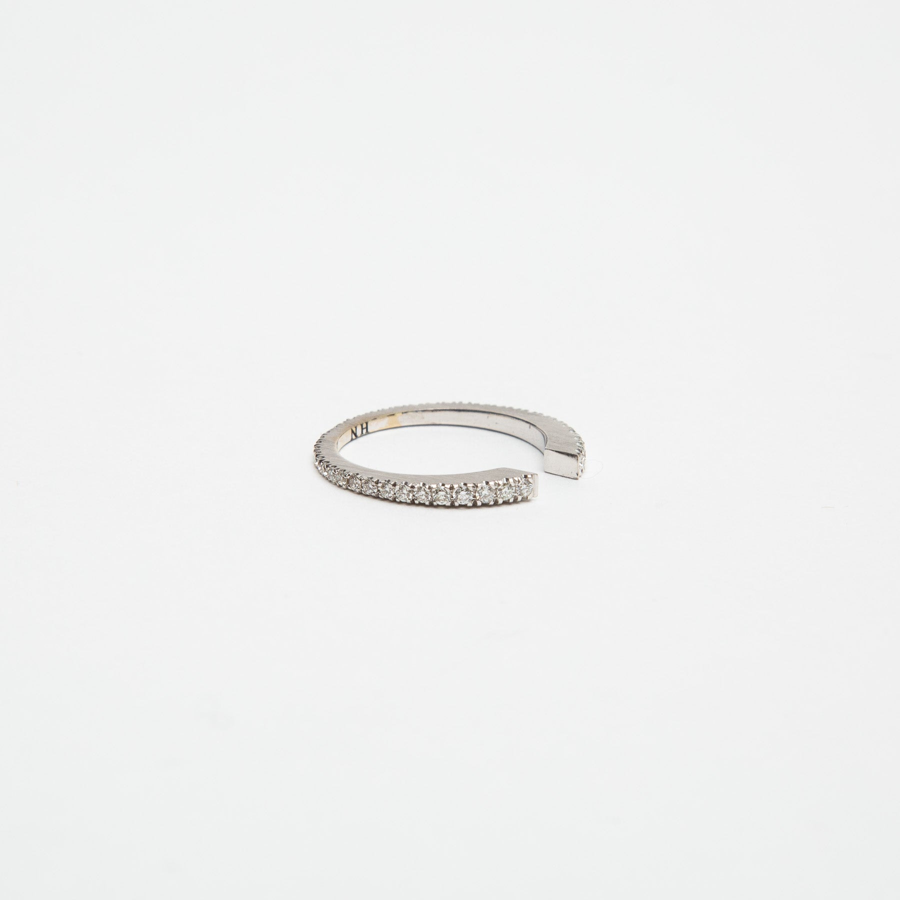 HADAR NORNBERG | PAVE DIAMOND UNTITLED RING