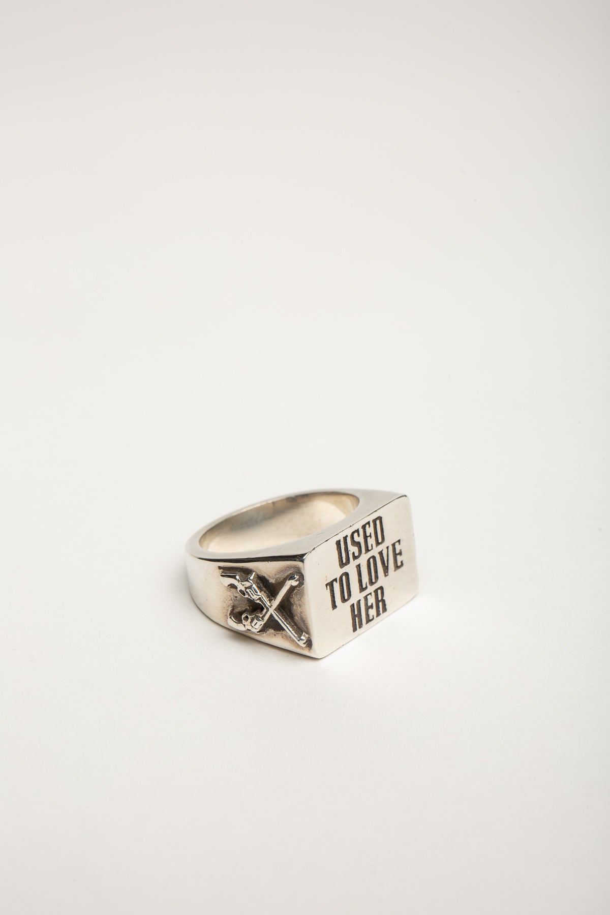 KELLY COLE | GUNS N' ROSES USED TO LOVE HER RING - MAXFIELD LA