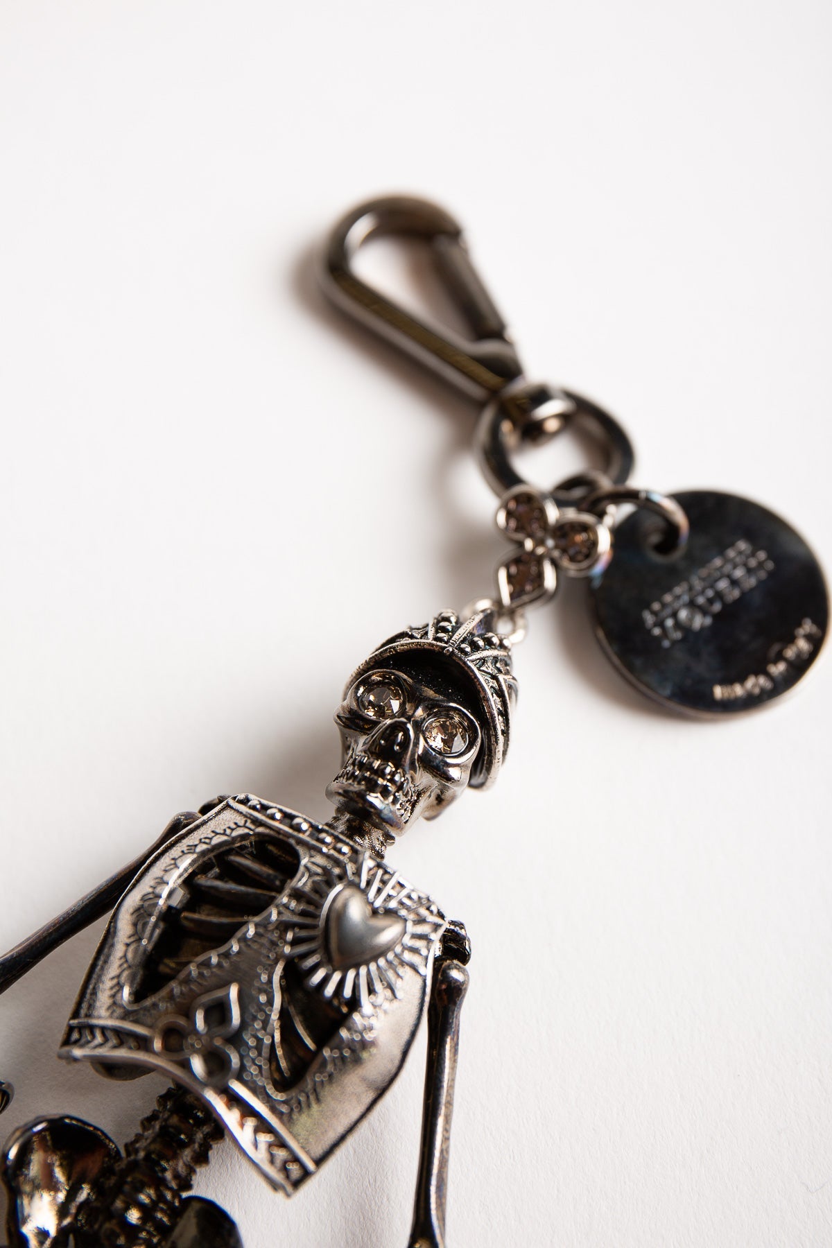 ALEXANDER MCQUEEN | SILVER SKELETON ARMOUR KEYRING