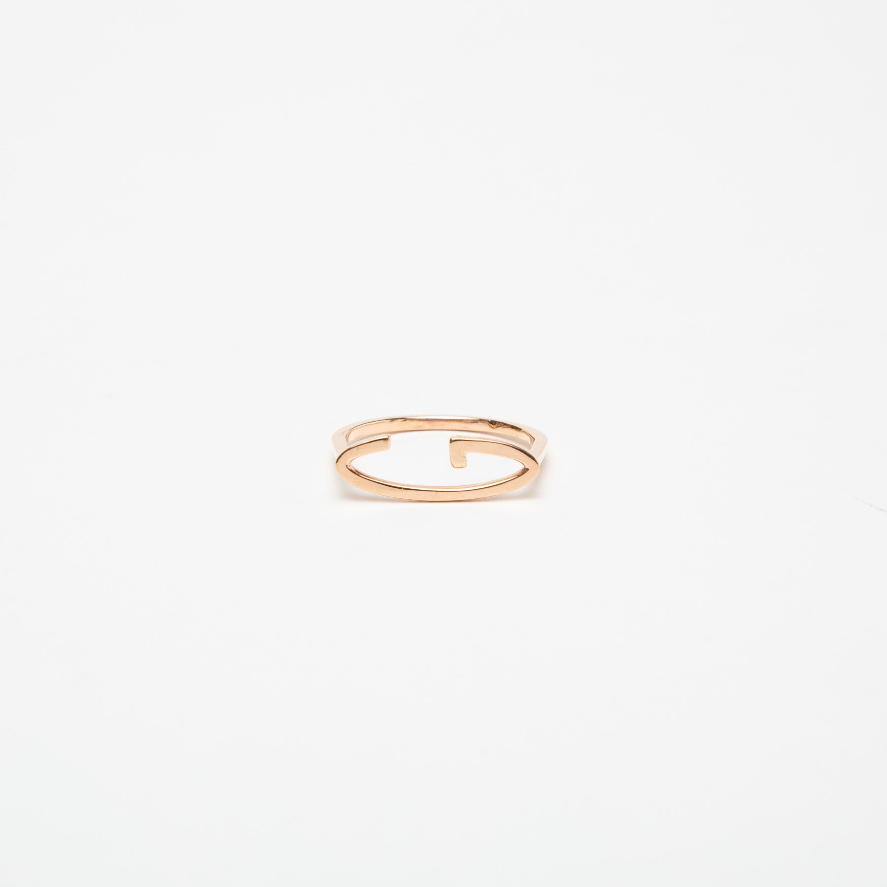 KWIT | 14K GOLD LETTER G RING