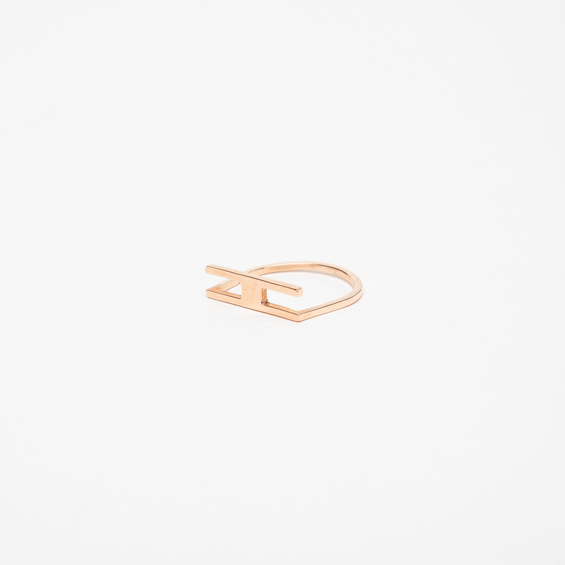 KWIT | 14K ROSE GOLD LETTER H RING - MAXFIELD LA