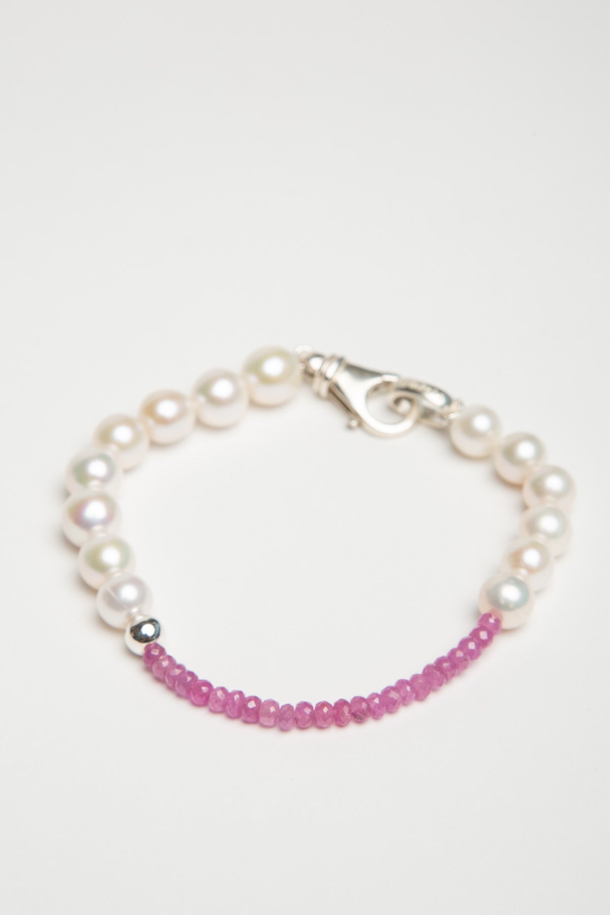 TRIN-KET | WHITE FRESHWATER PEARL PINK SAPPHIRE BRACELET