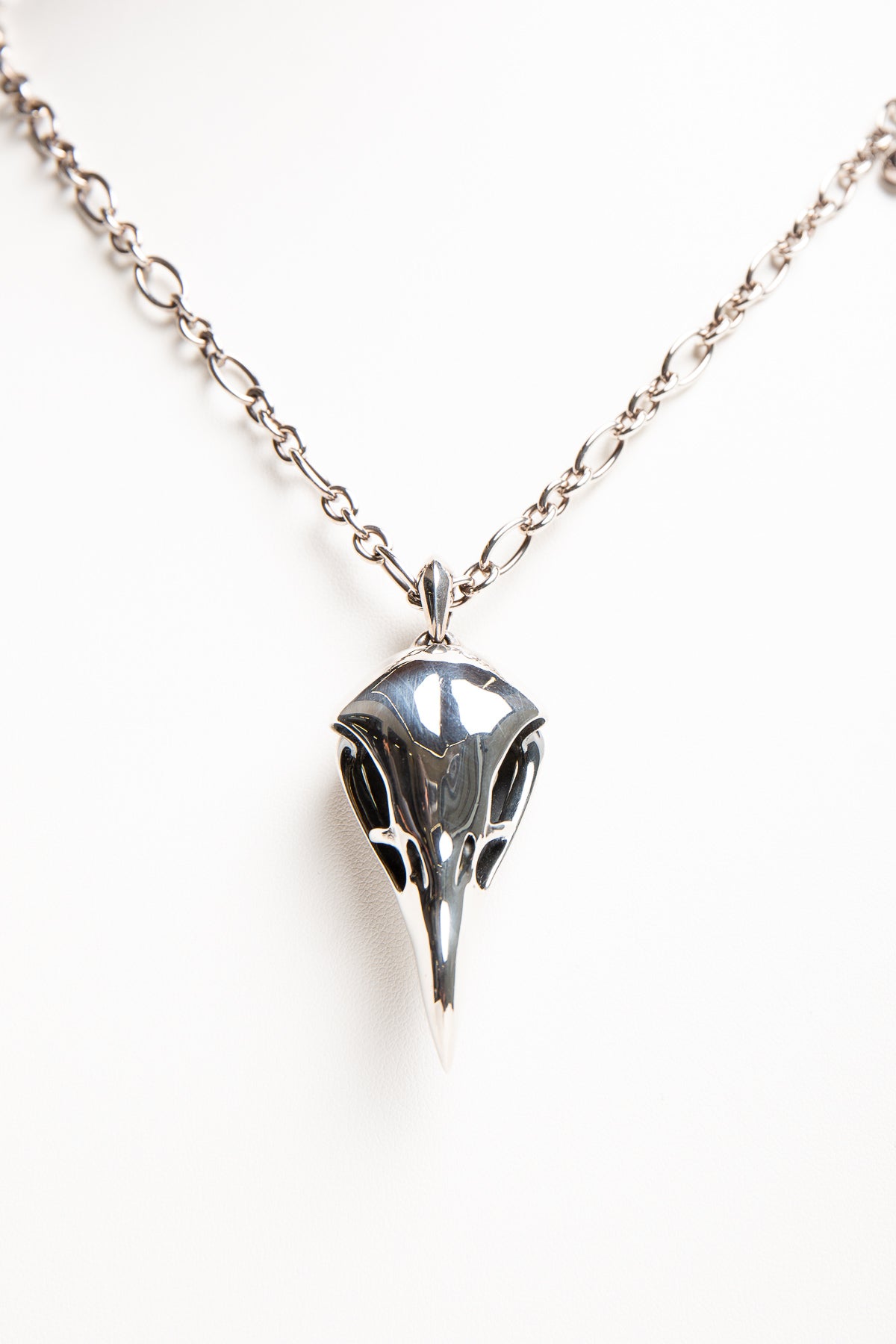 SHAUN LEANE | LARGE SKULL BELL NECKLACE