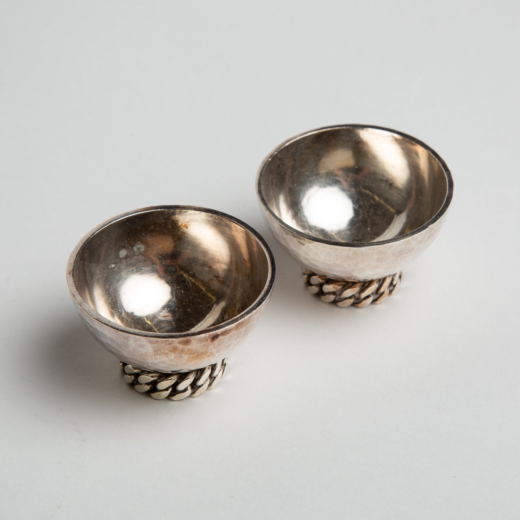 MAXFIELD COLLECTION | JEAN DESPRES SILVER BOWLS WITH CHAINS