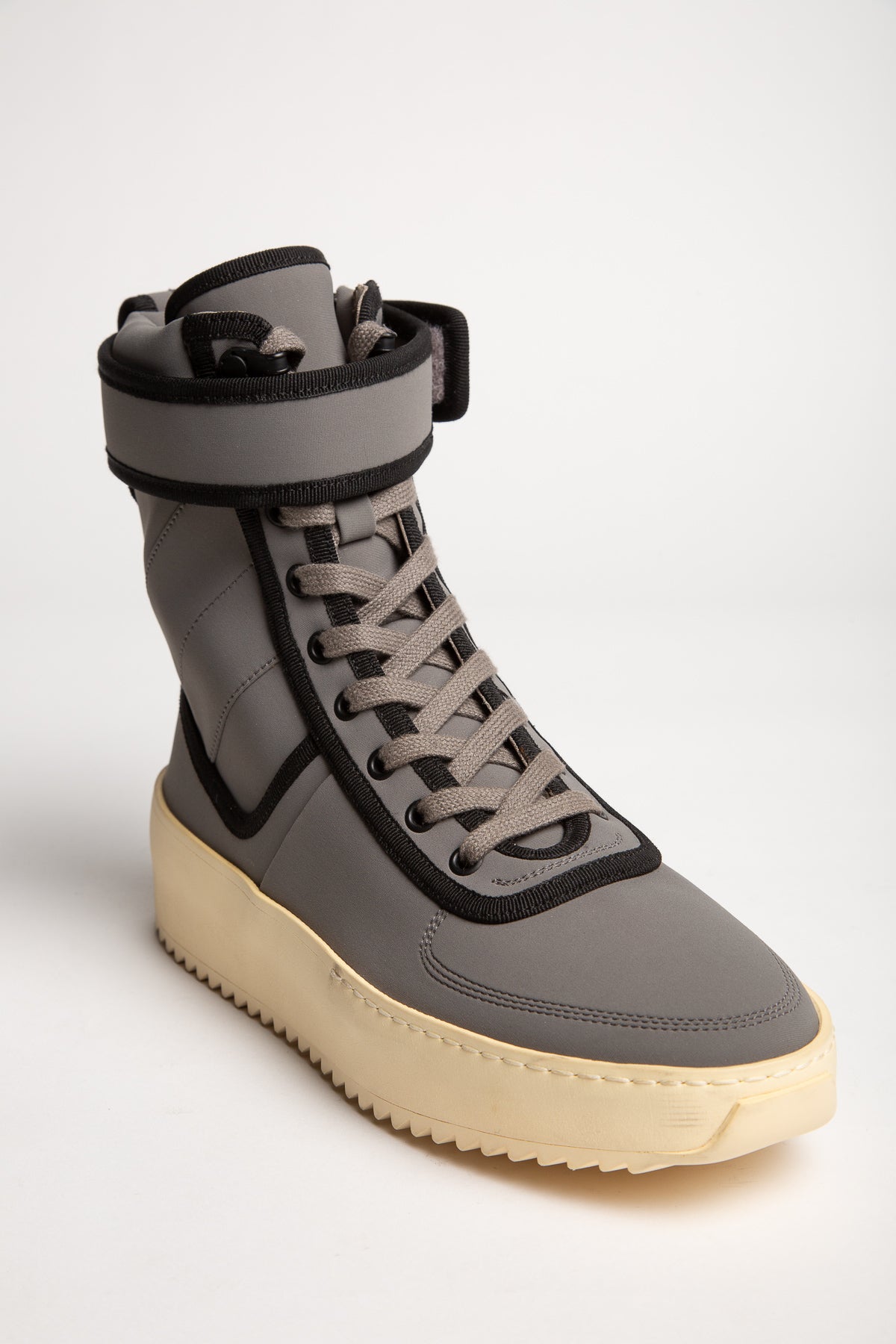 MILITARY SNEAKER - MAXFIELD LA