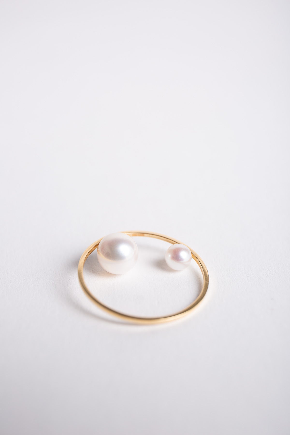 SOPHIE BILLE BRAHE | PEARL YOKO RING - MAXFIELD LA