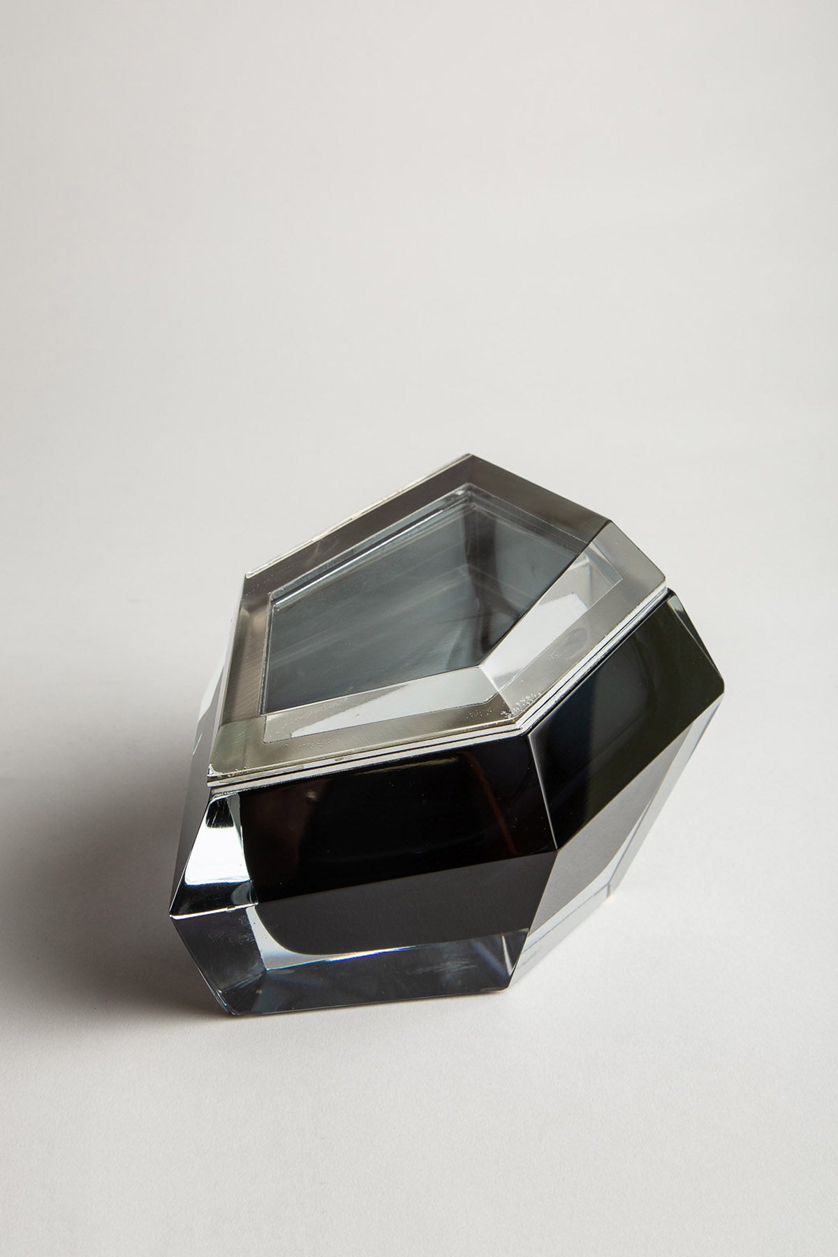 MAXFIELD PRIVATE COLLECTION | PURHO MURANO BLACK GLASS BOX - MAXFIELD LA