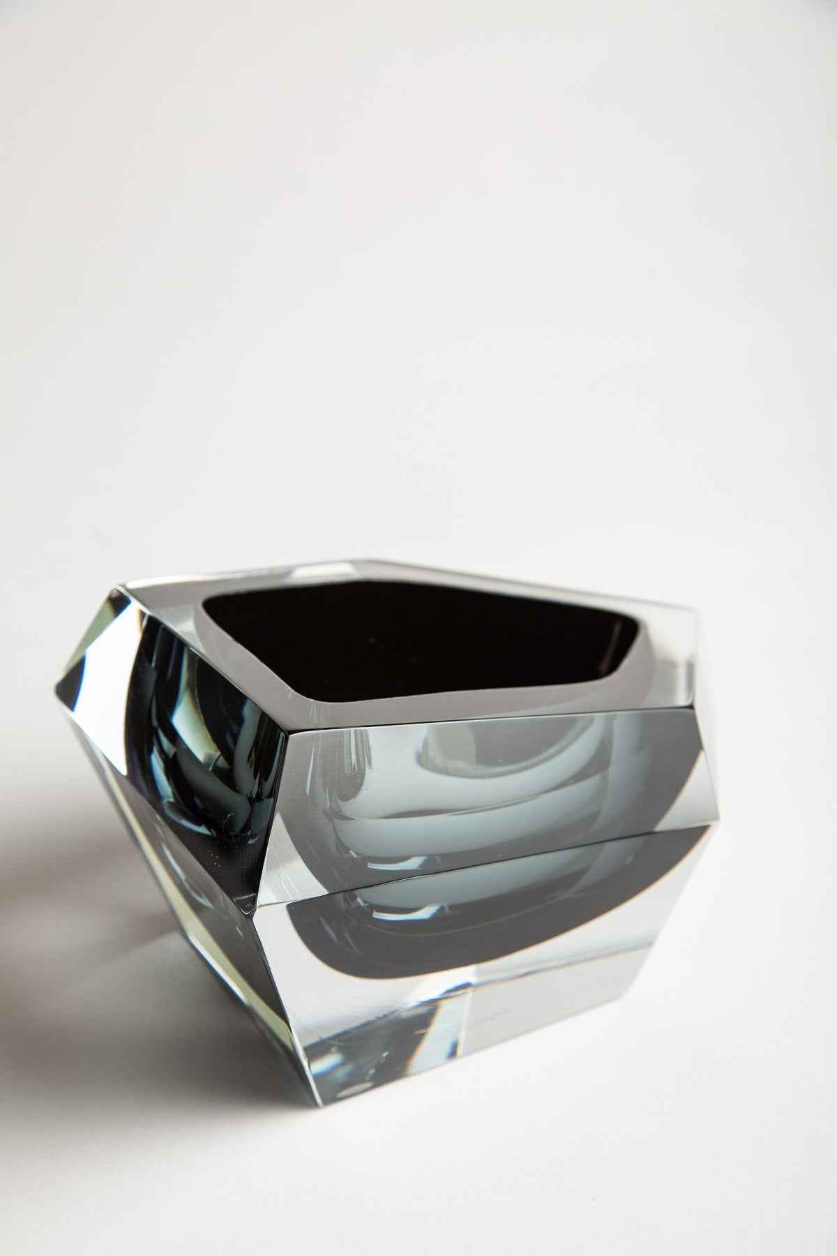 MAXFIELD PRIVATE COLLECTION | PURHO BLACK MURANO GLASS BOWL